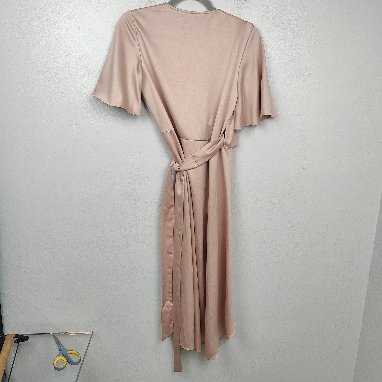 Other Vetta The Wrap Dress Womens XS Champagne Satin Convertible Size XS / US 0-2 / IT 36-38 - 5 Thumbnail