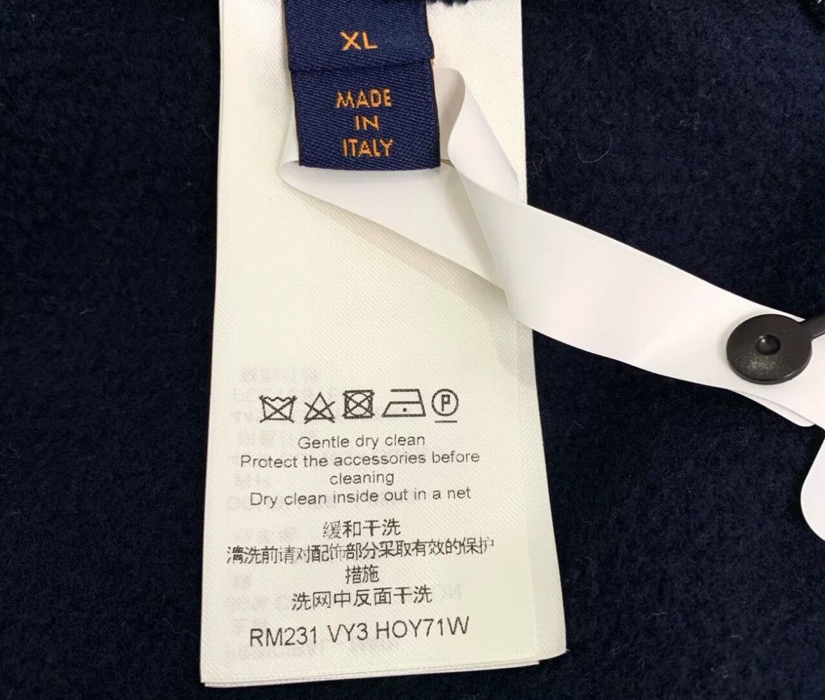 Louis Vuitton Louis Vuitton Lv 23 logo embossed blue and white jacket Size US XL / EU 56 / 4 - 8 Thumbnail