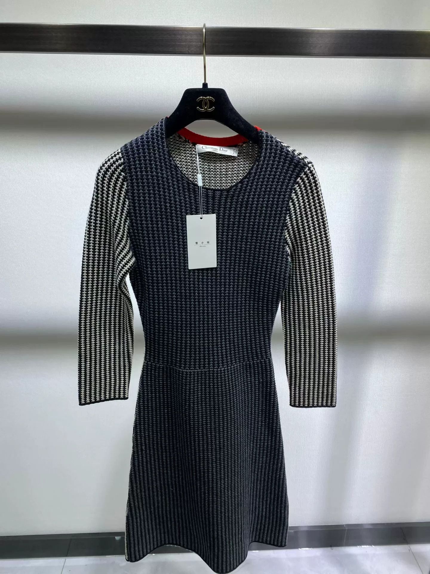 Dior Dior F34 Dress with Long Sleeves Size M / US 6-8 / IT 42-44 - 1 Thumbnail