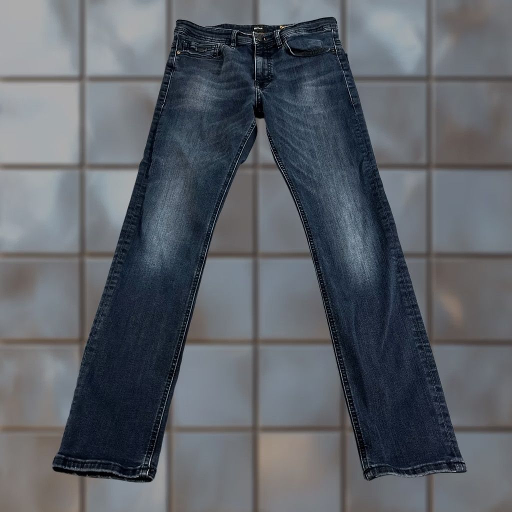 Hugo Boss HUGO BOSS Jeans Slim Fit 30 32 Delaware Denim Blue Dark Wash Stretch Five-Pocket Men Clothing Regular Pocket Type Size US 30 / EU 46 - 1 Thumbnail