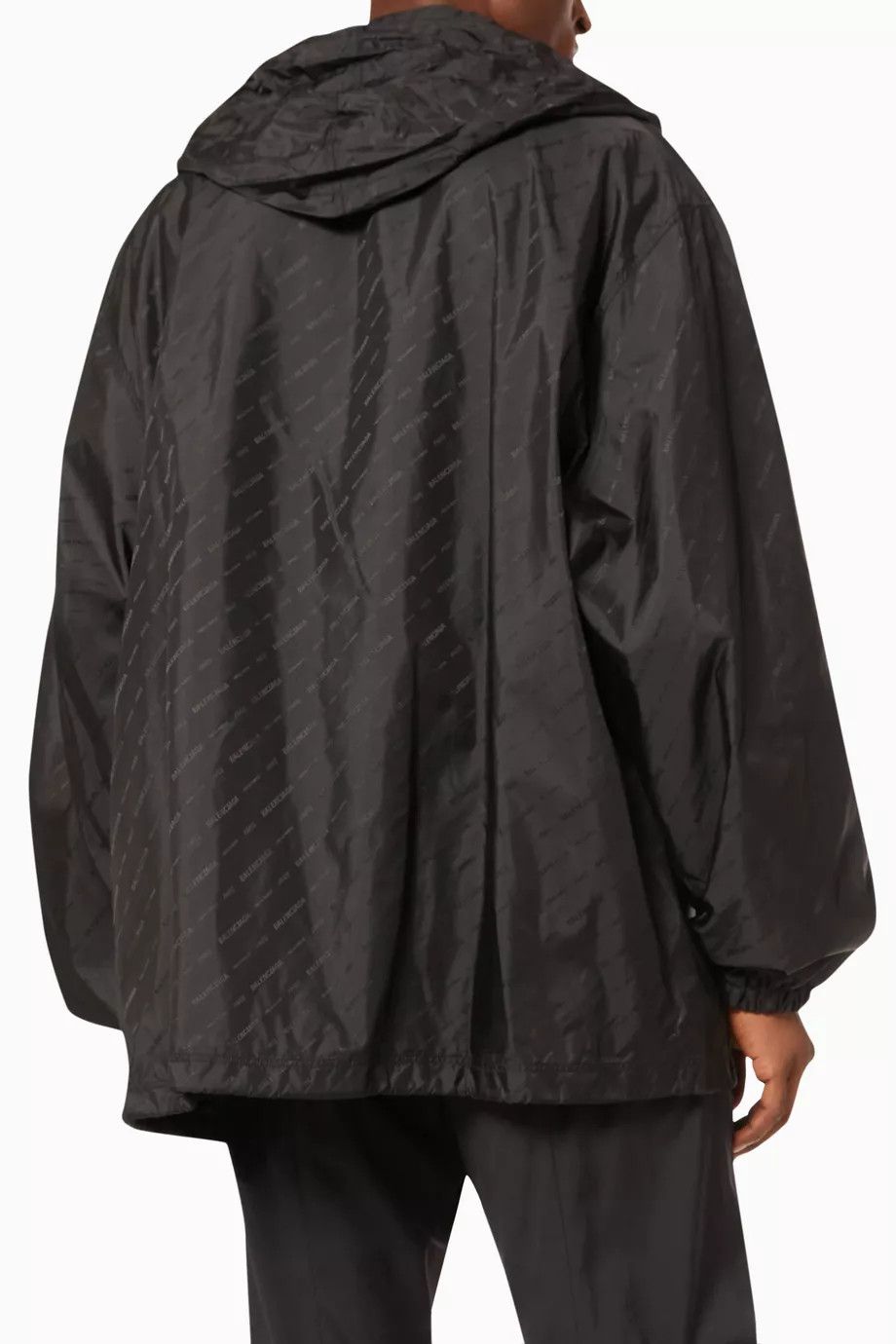 Balenciaga o1s1wg111124 Dup / Allover Logo Rain Jacket in Black Size US S / EU 44-46 / 1 - 3 Thumbnail