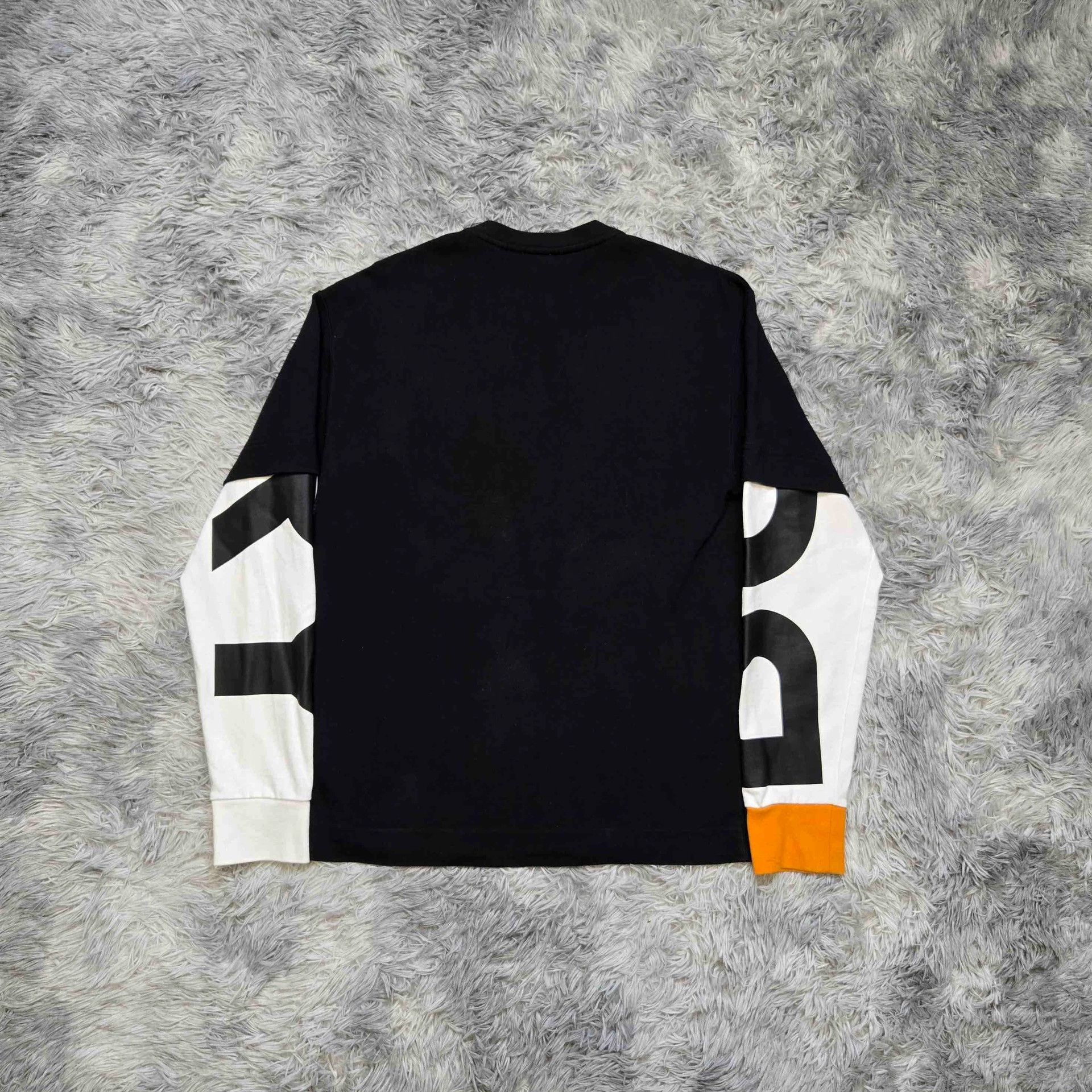 Burberry burberry logo long sleeve top size small Size US S / EU 44-46 / 1 - 2 Thumbnail