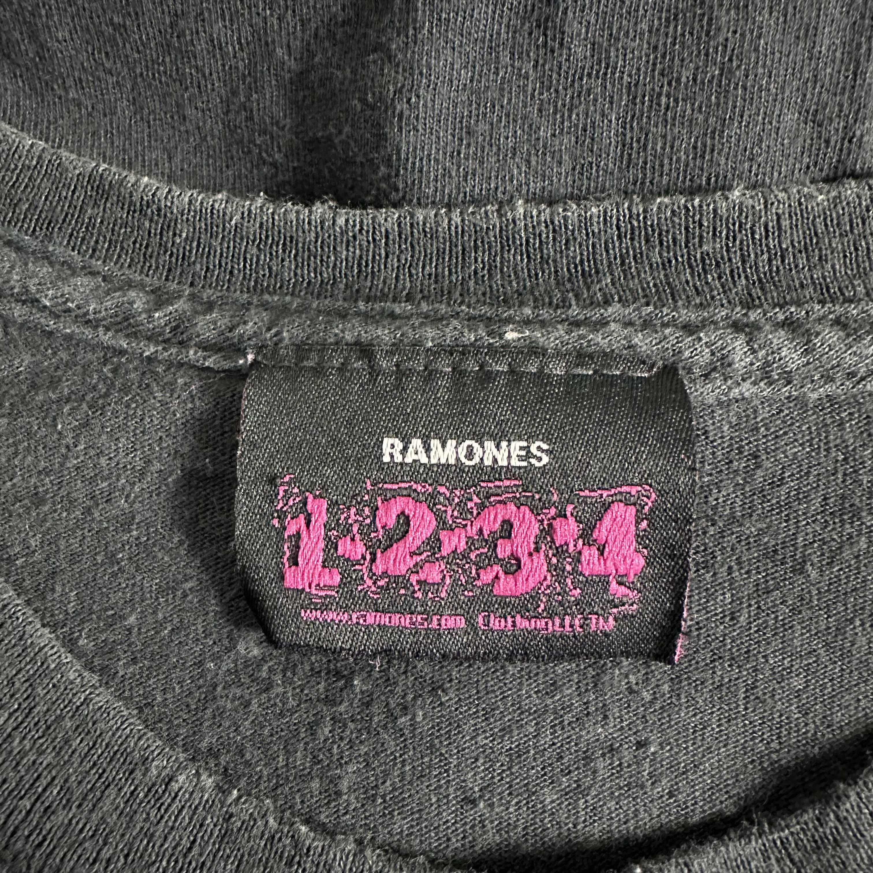 Band Tees 🔥RARE🔥Vintage Ramones 1234 Band Punk Rock T-shirt Size US XL / EU 56 / 4 - 5 Thumbnail