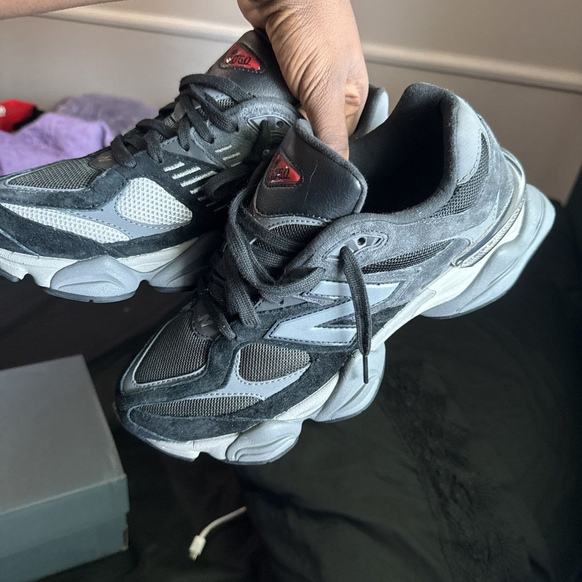 New Balance 9060 BLK Size US 8 / EU 41 - 3 Thumbnail