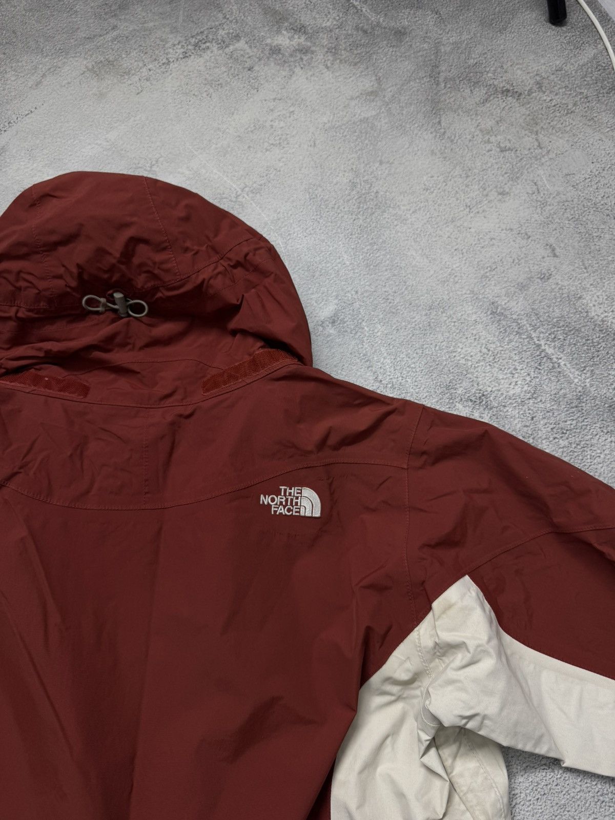 The North Face Vintage The North Face Gore Tex Summit Series Jacket Size XL / US 12-14 / IT 48-50 - 18 Thumbnail