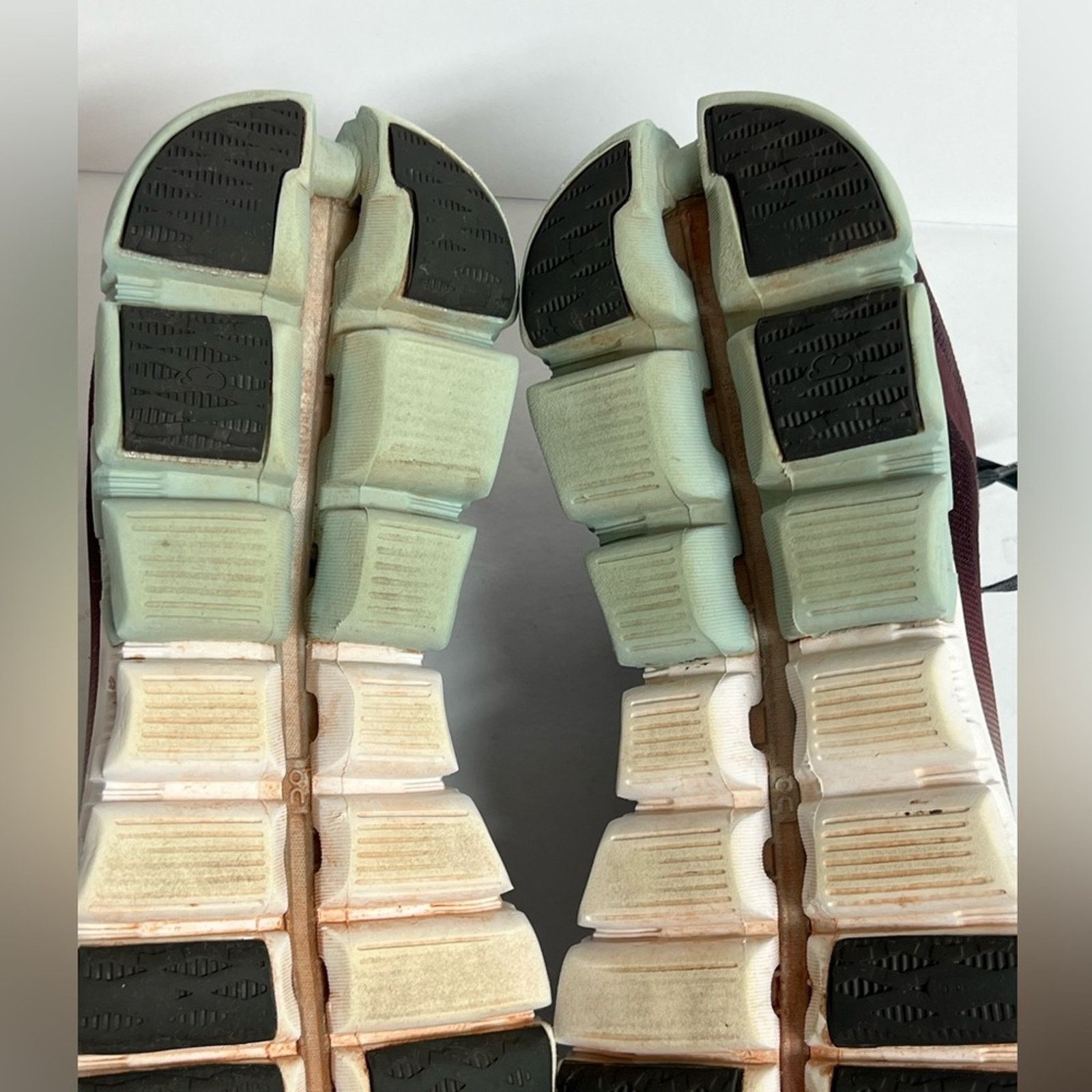 On On Cloudflow 3.0 Mulberry Mineral Womens 8.5 Purple Shoes Size US 8.5 / IT 38.5 - 9 Thumbnail