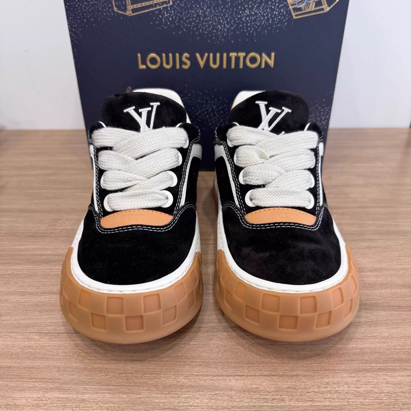 Louis Vuitton LOUIS VUITTON Tilted Suede Loafers Black UK6.5/40.5 Size US 7.5 / IT 37.5 - 2 Thumbnail