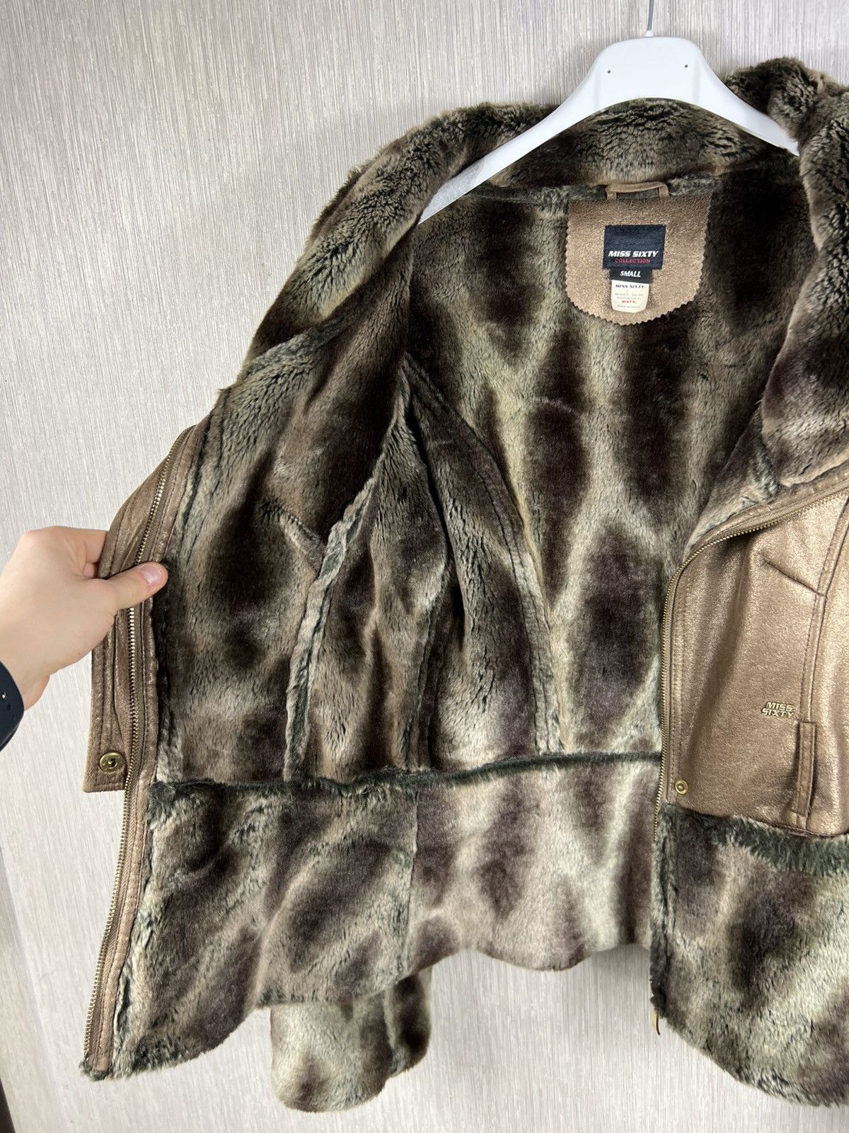 Miss Sixty Vintage Miss Sixty y2k faux fur slavic jacket retro juicy Size S / US 4 / IT 40 - 23 Thumbnail