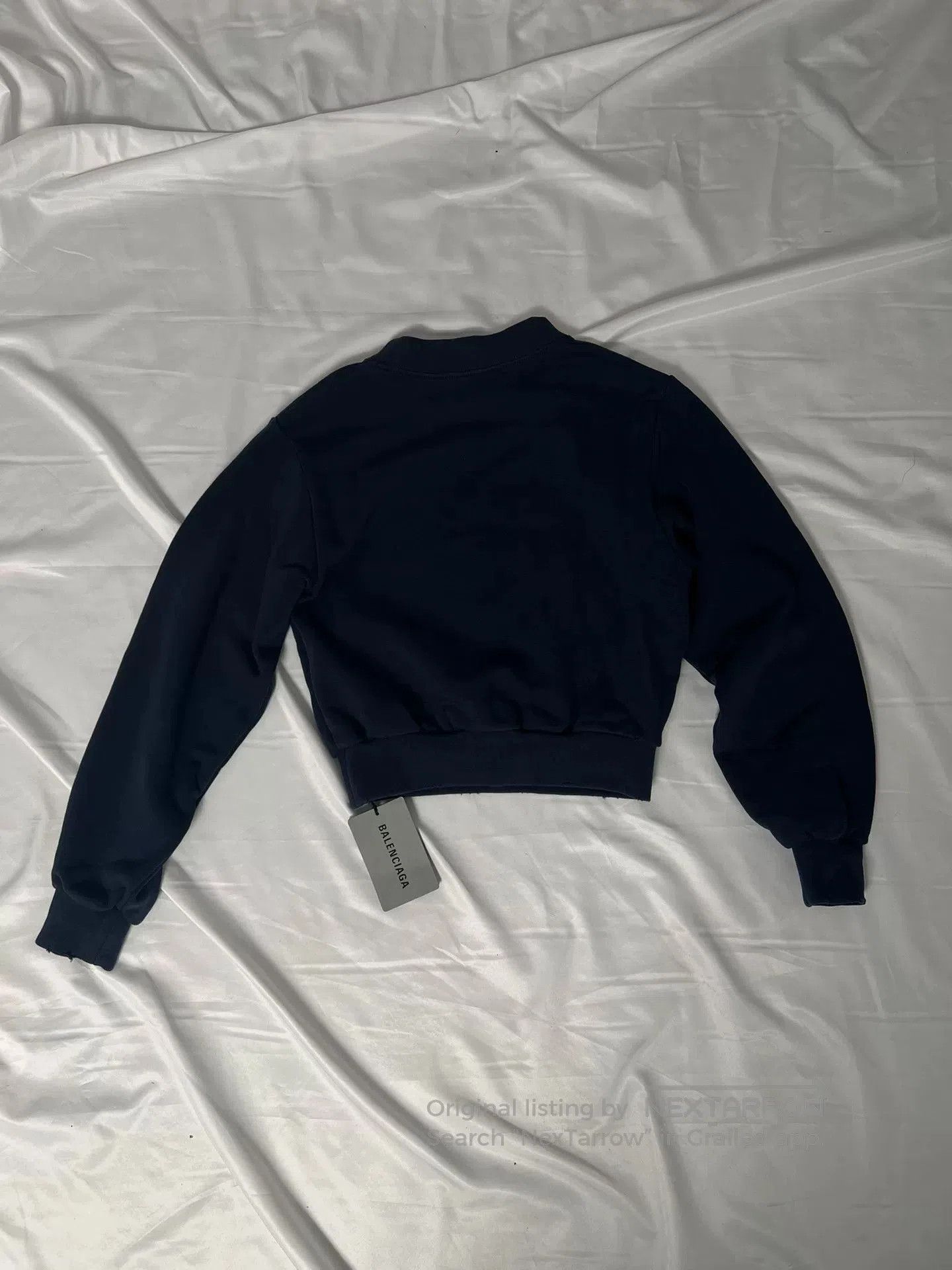 Balenciaga balenciaga be nice cropped sweatshirt. Size XXS / US 00 / IT 34 - 2 Thumbnail