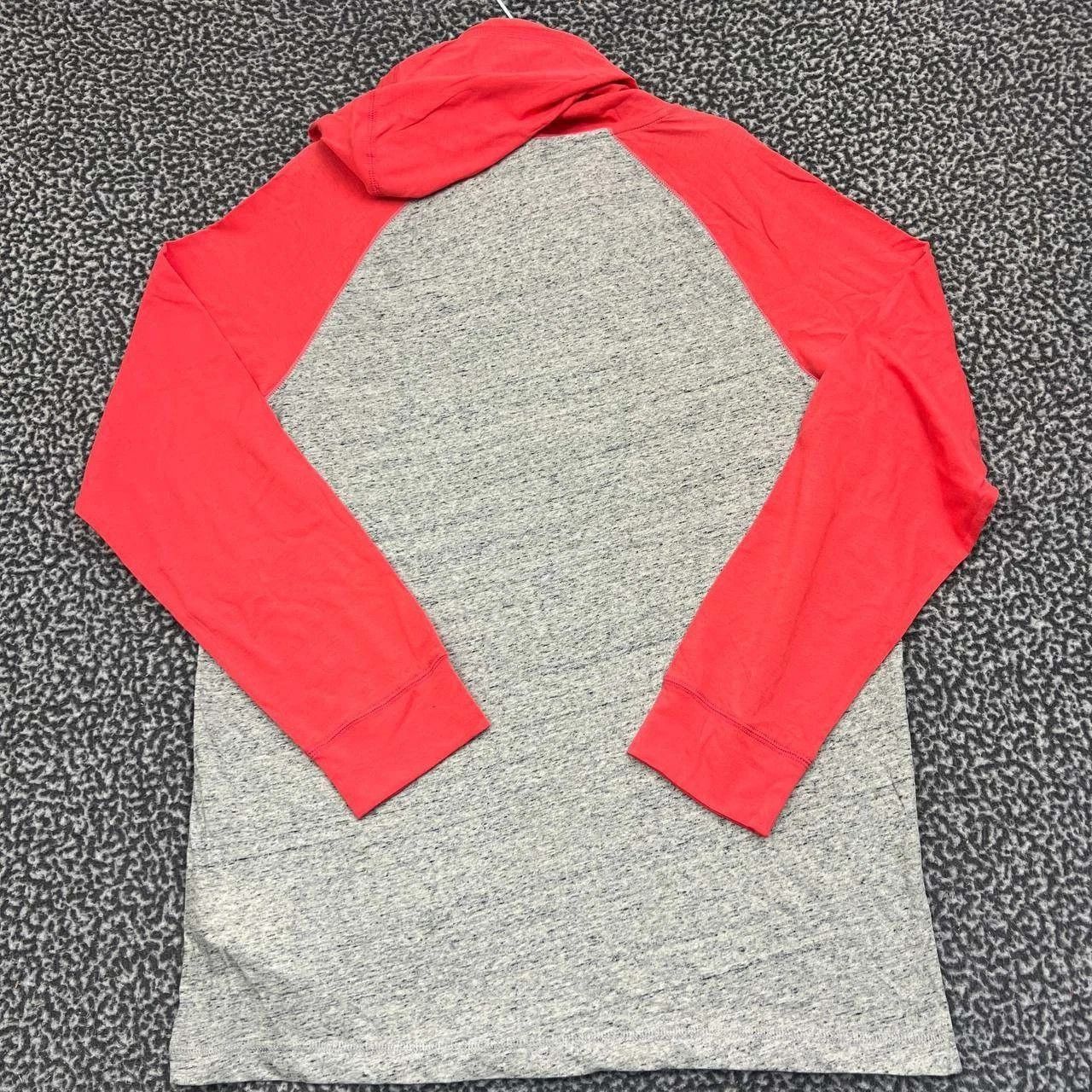 Other Wisconsin Badgers Hoodie Men Fanatics Pullover Long Sleeve L Size US L / EU 52-54 / 3 - 2 Thumbnail