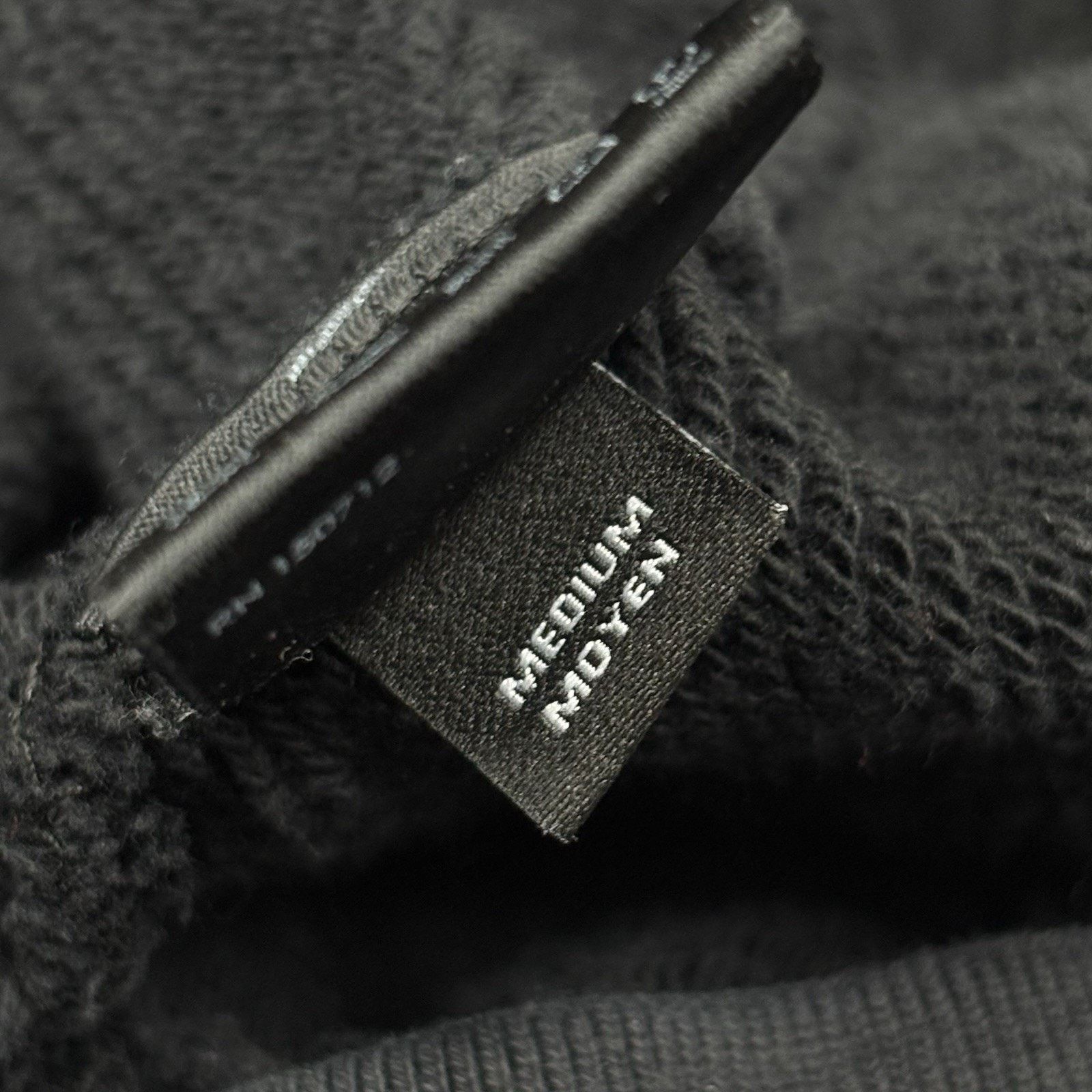 Amiri Size M - Amiri Core Logo Hoodie ' Black ' | GREAT CONDITION! Size US M / EU 48-50 / 2 - 11 Thumbnail