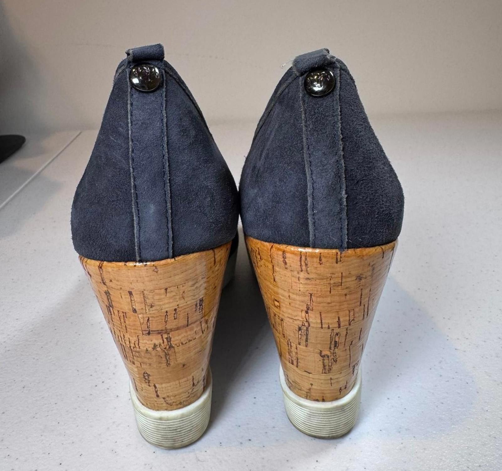 Donald Pliner Stylish Peep Toe Wedge Heels by Donald J Pliner Size US 10 / IT 40 - 4 Thumbnail