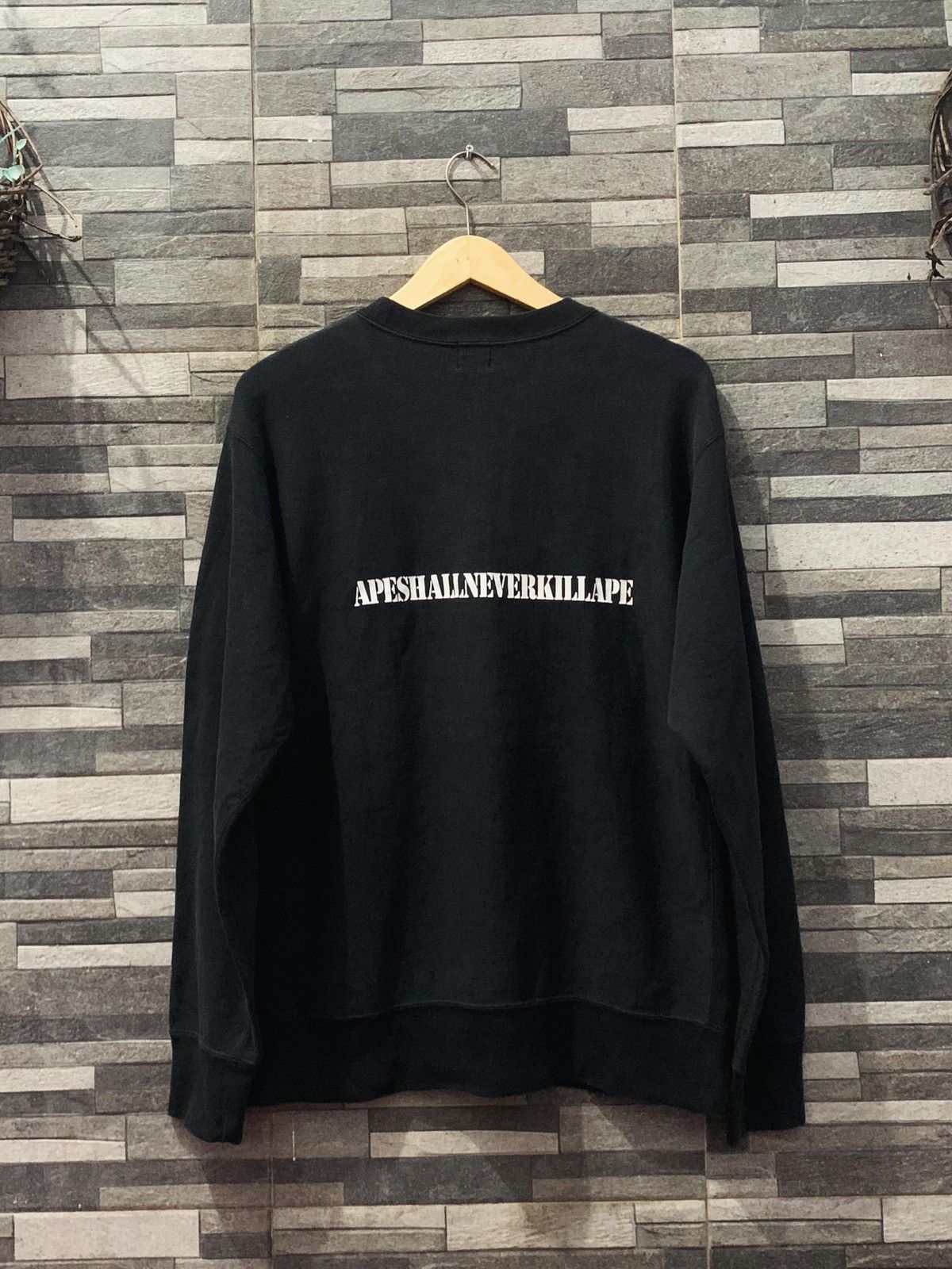 Bape Vintage Bape Public Enemy Crewneck Size US L / EU 52-54 / 3 - 2 Thumbnail