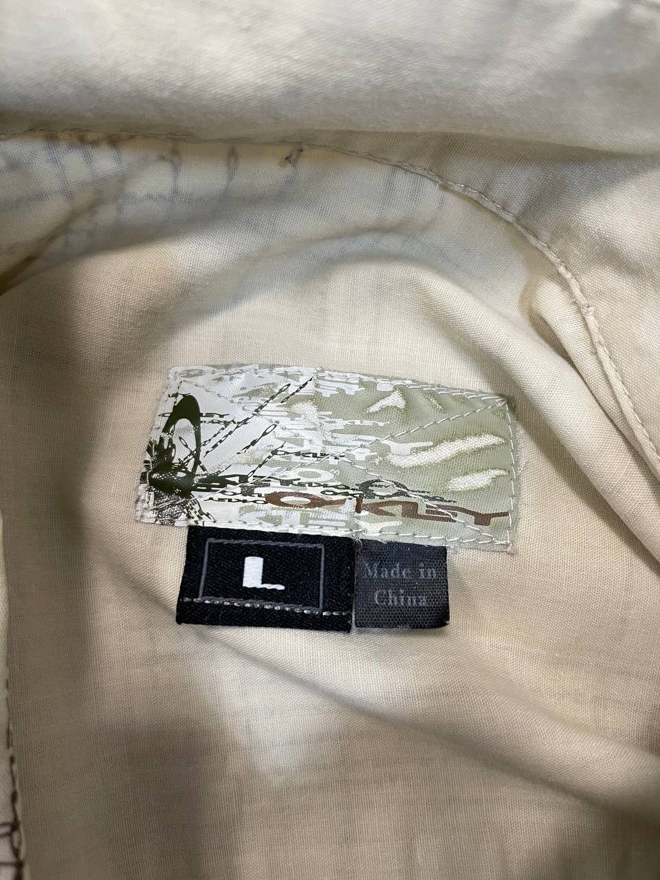 Oakley Y2K Oakley Vintage Monogram Short Sleeve Shirt, Sz-L Size US L / EU 52-54 / 3 - 16 Thumbnail
