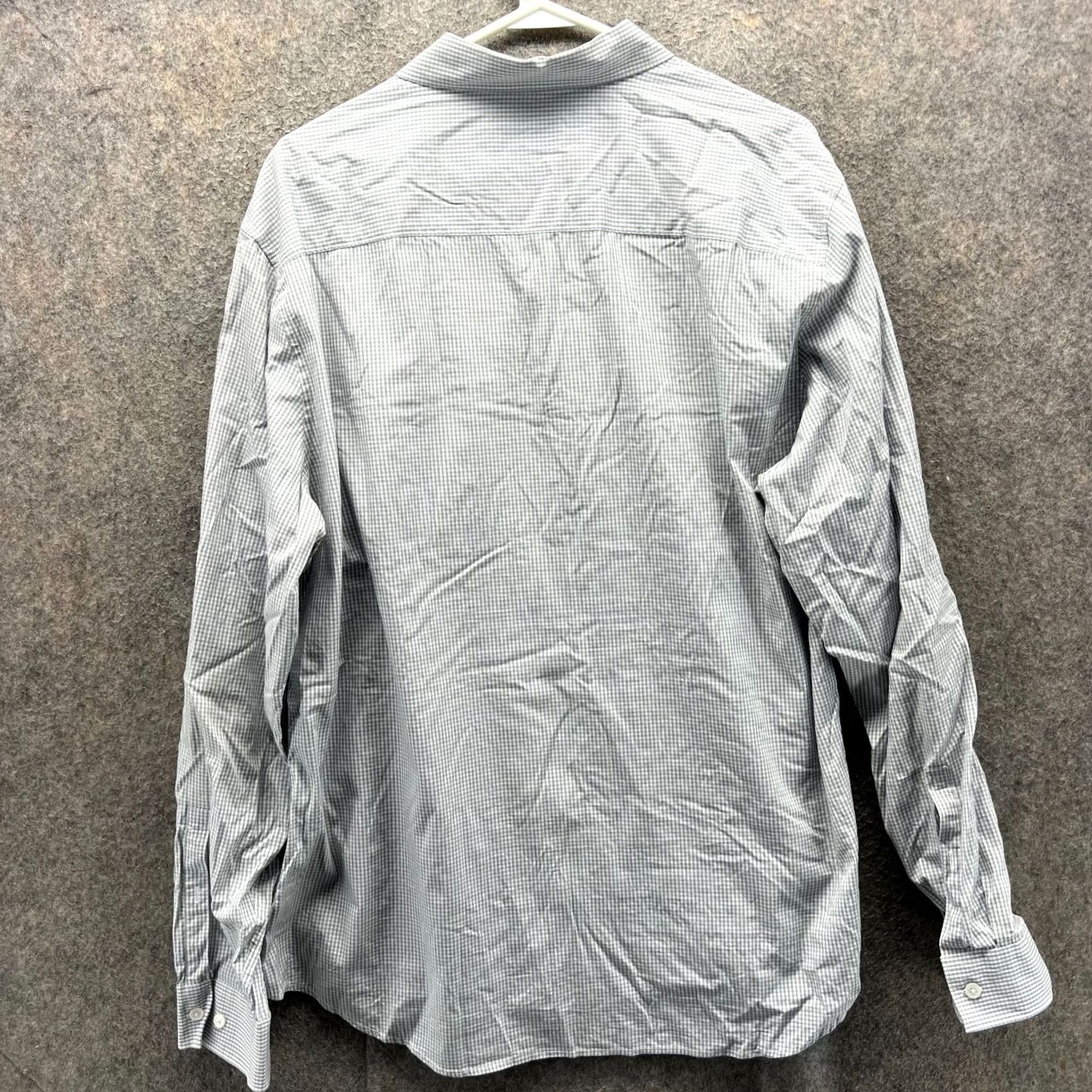 Calvin Klein Calvin Klein Shirt Mens XL Gray Button-Down Gingham Slim Fit Stretch Oxford Button-Up Casual/Workwear Mens XL Gray Calvin Klein Shirt Size US XL / EU 56 / 4 - 2 Thumbnail
