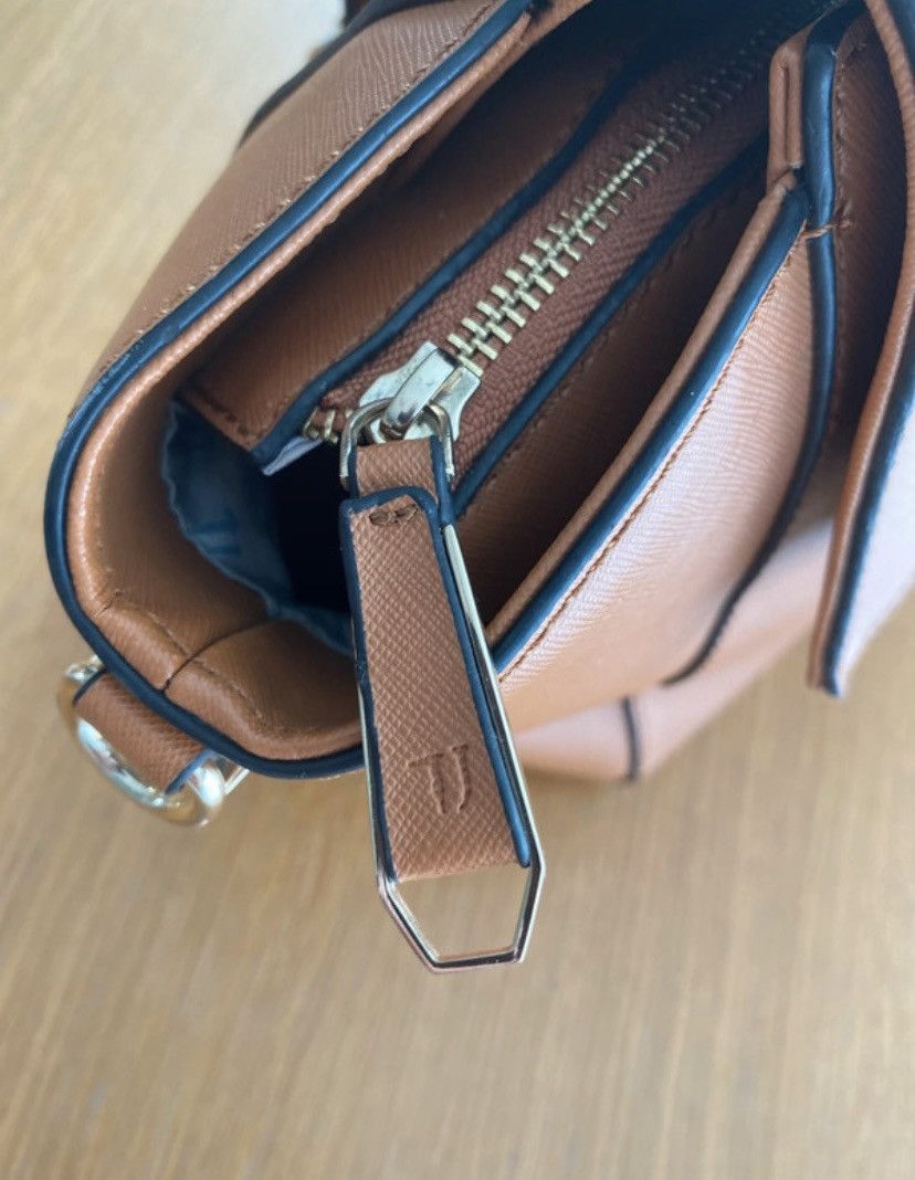Trussardi Trussardi Jeans bag - very good condition, no strap Size ONE SIZE - 7 Thumbnail
