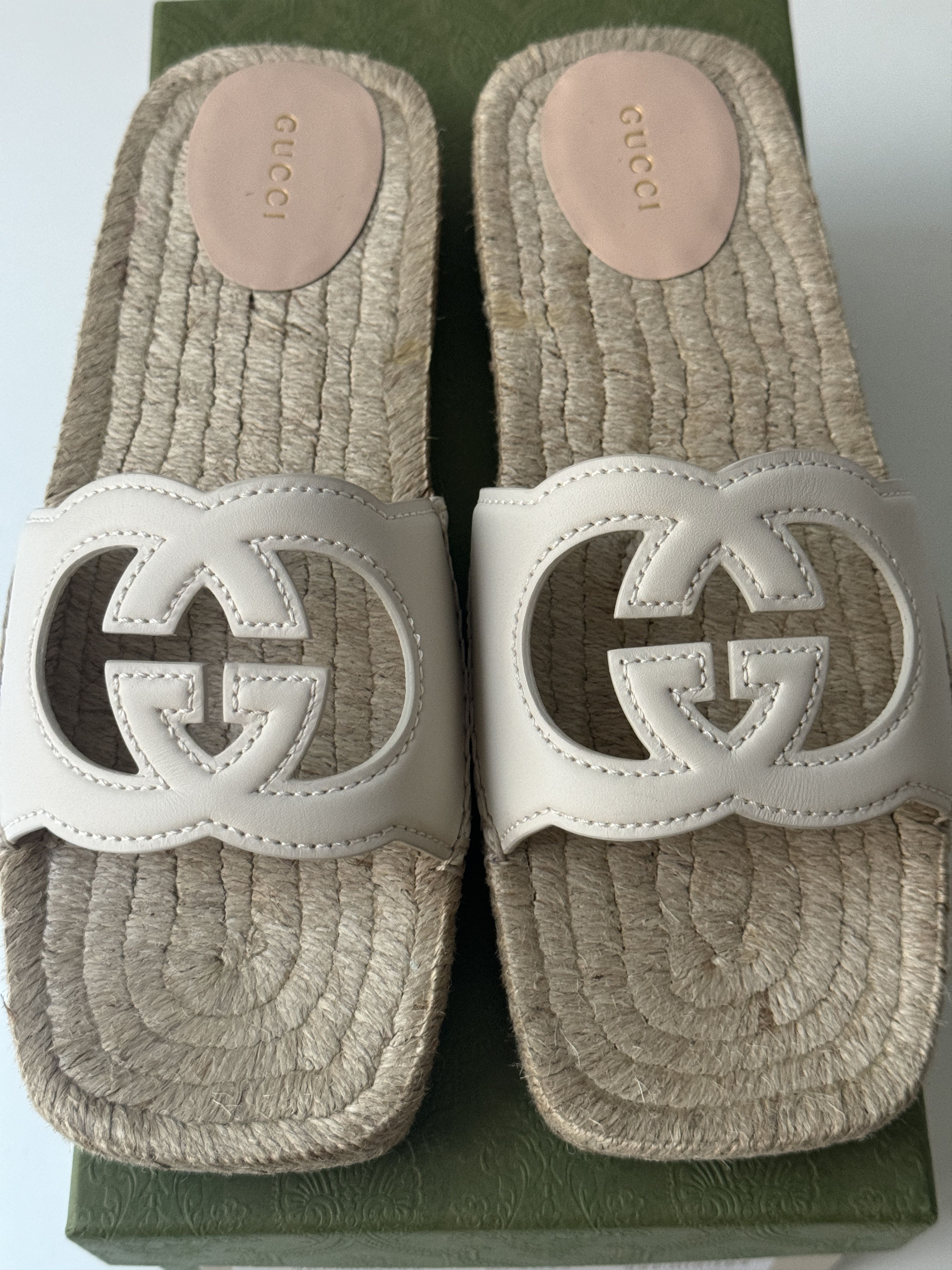 Gucci size 40G - Gucci Espadrille White GG cutout slide sandal Size US 10 / IT 40 - 2 Thumbnail