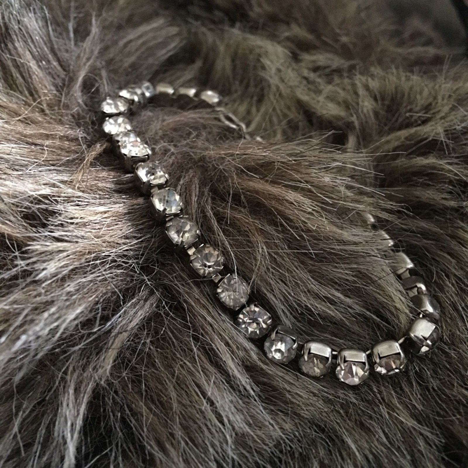 Vintage Vintage clear rhinestone silver tennis bracelet Size ONE SIZE - 1 Thumbnail
