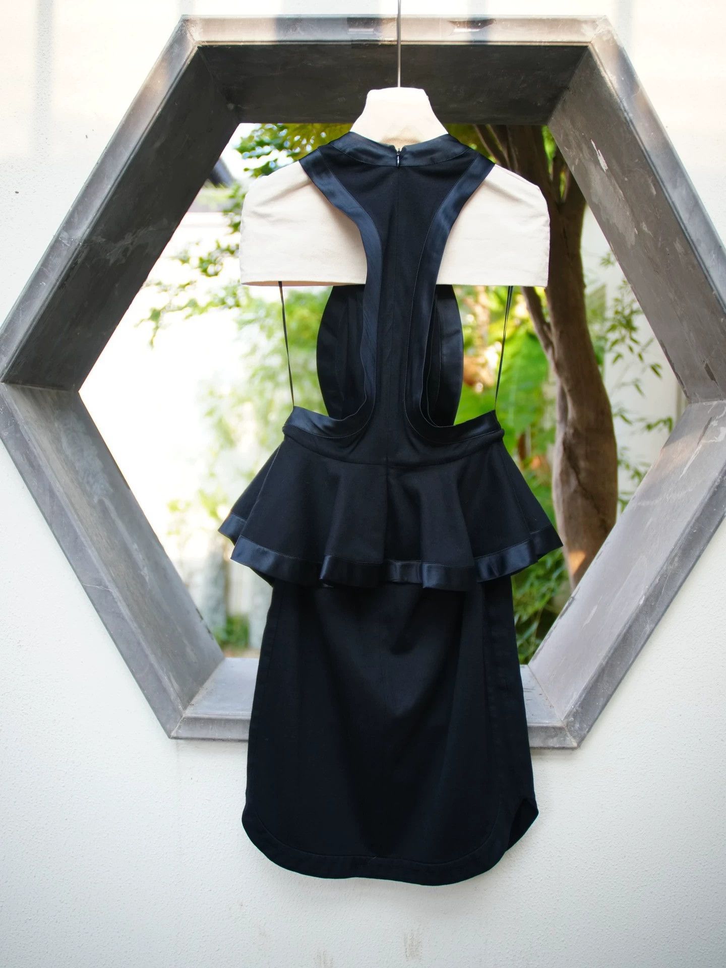 Givenchy Givenchy Runway Silk Suspender Double Flounce Dress 38/M Size XS / US 0-2 / IT 36-38 - 3 Thumbnail
