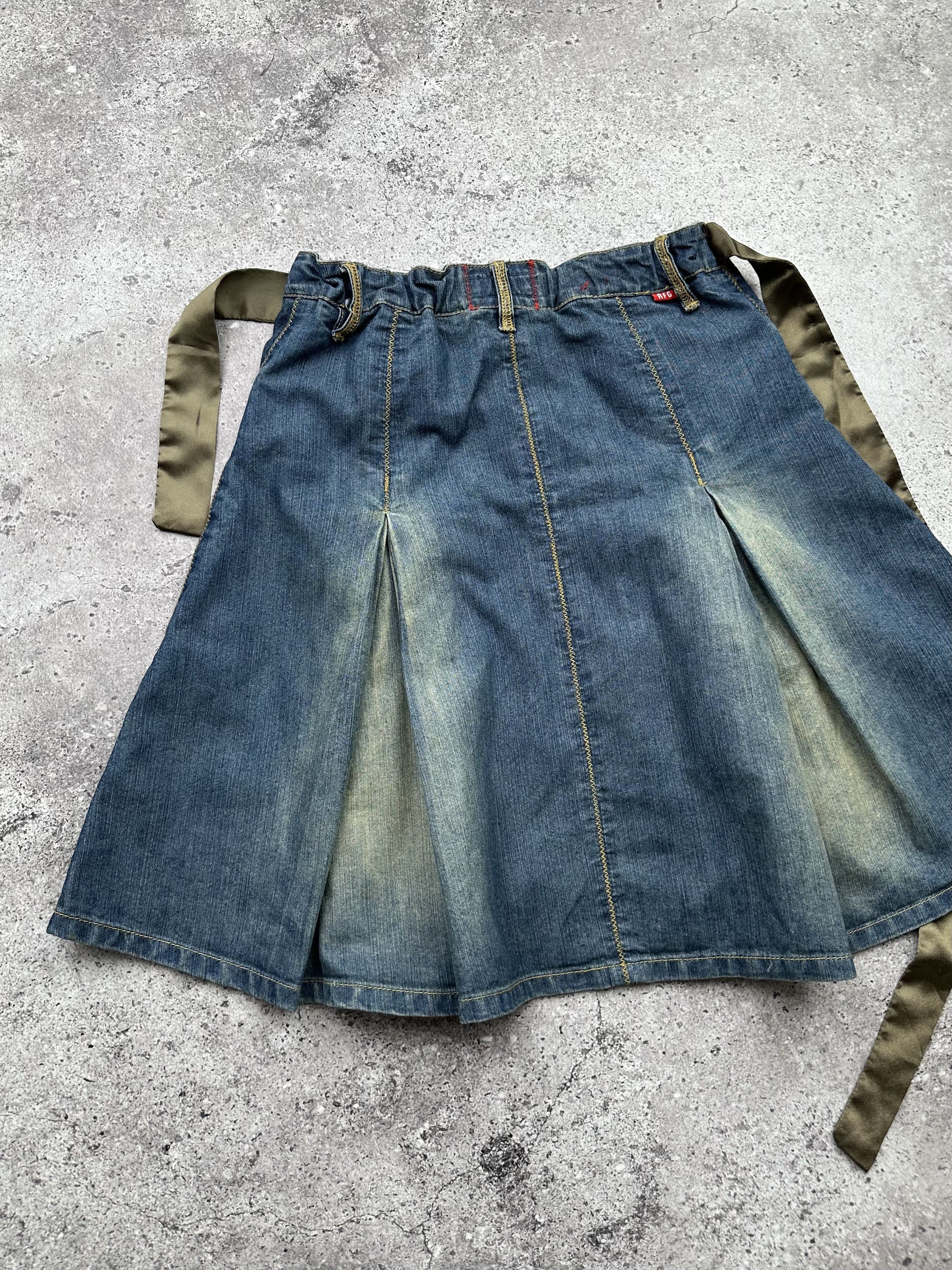 Japanese Brand Vintage Super Flare Skirt C265(V359)(E8) Size 25" / US 0 / IT 36 - 6 Thumbnail