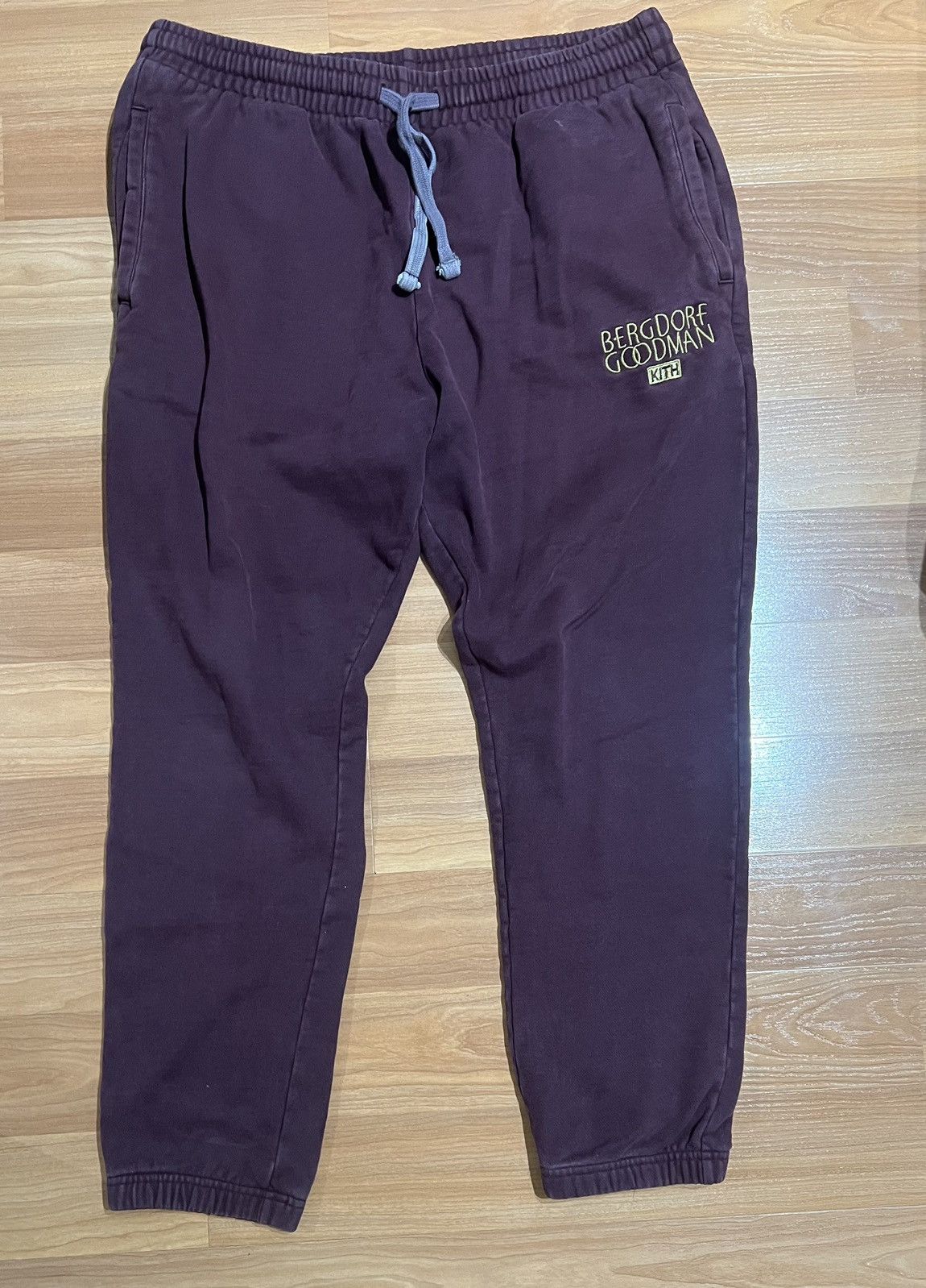 Bergdorf Goodman × Kith Kith x Bergdorf Goodman Sweats XL Size US 36 / EU 52 - 1 Thumbnail