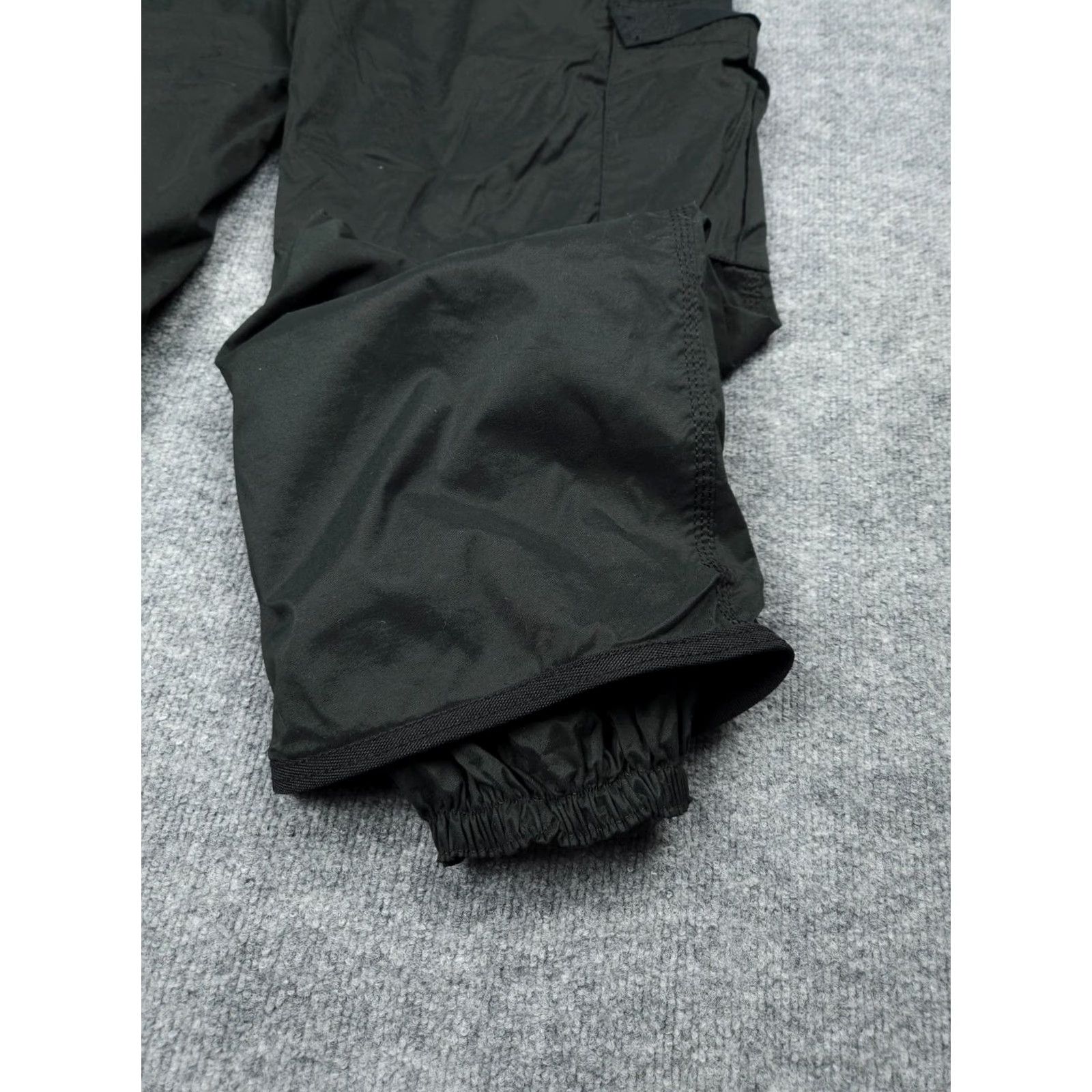 Quiksilver VINTAGE Billabong Combat Snowboard Pants Mens Medium Black NWT Nylon Made USA Size US 31 - 7 Thumbnail