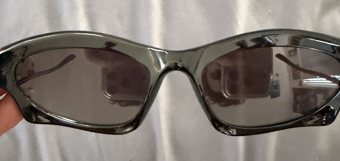 Balenciaga Balenciaga Bat Rectangle Sunglasses Size ONE SIZE - 10 Thumbnail