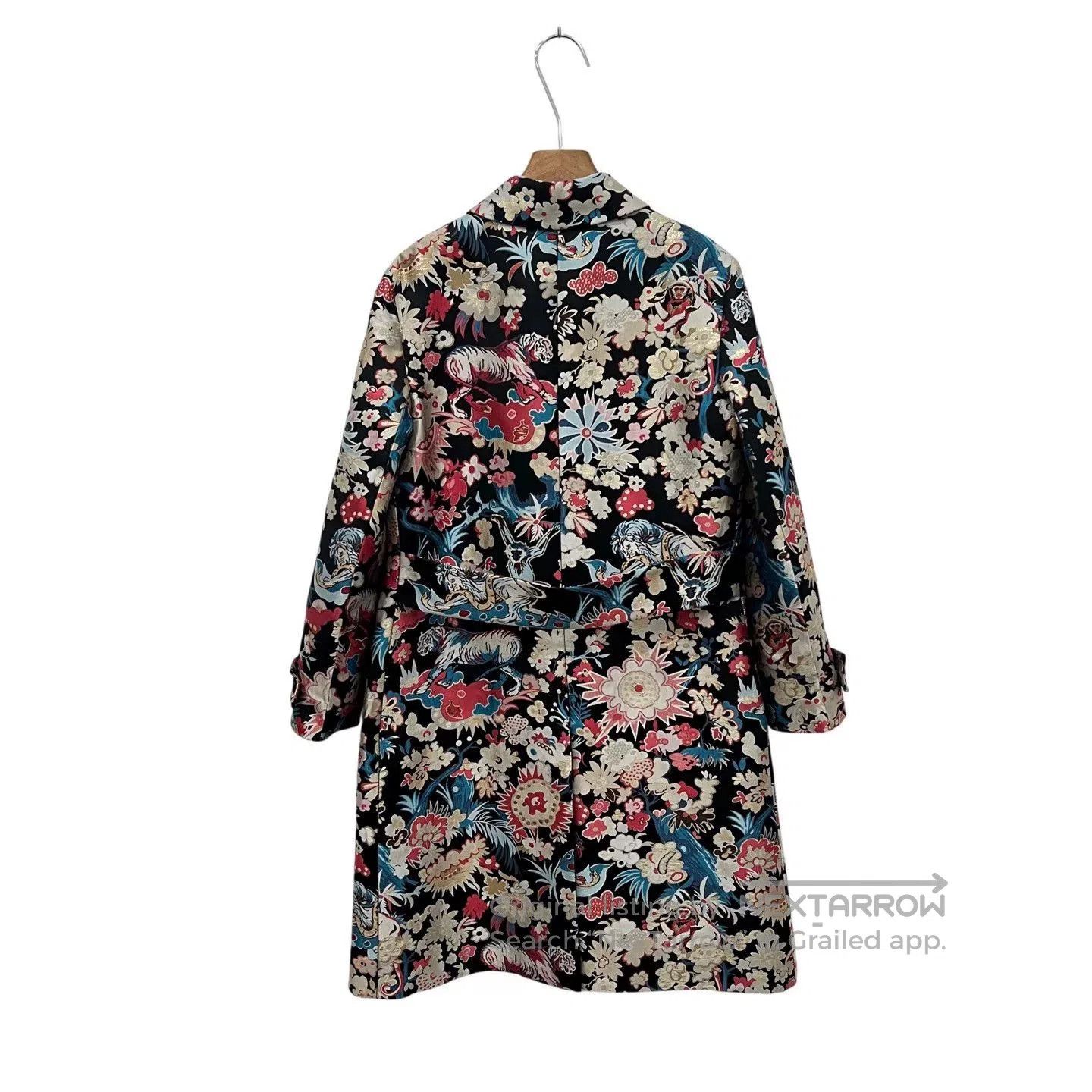 Dior dior embroidered silk coat in size 36. Size US S / EU 44-46 / 1 - 2 Thumbnail