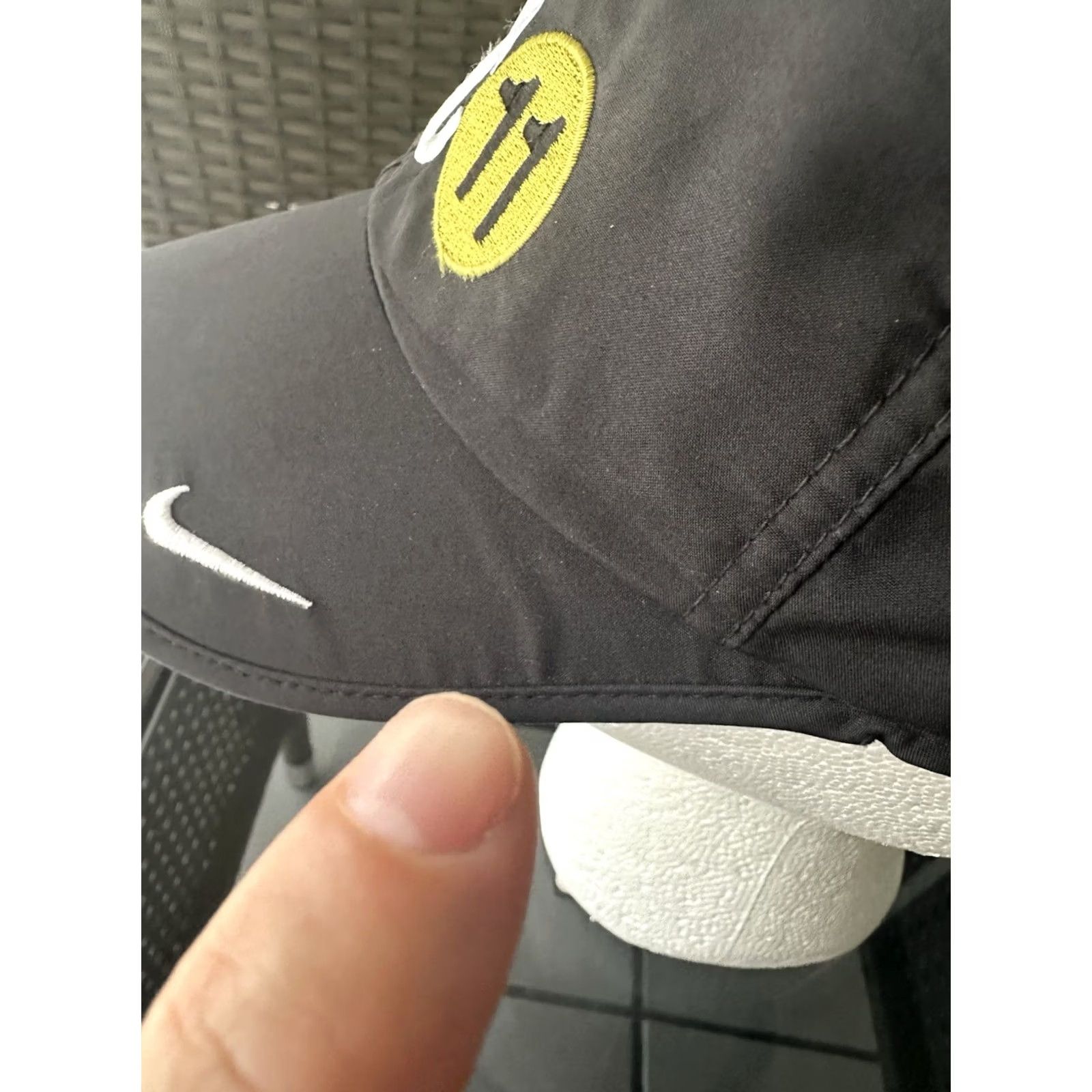 Nike Nike Hat NYC Cap RARE 6 Panel Strapback Black Dri-Fit One Size Unisex Adults City 2011 New York City Size ONE SIZE - 4 Thumbnail