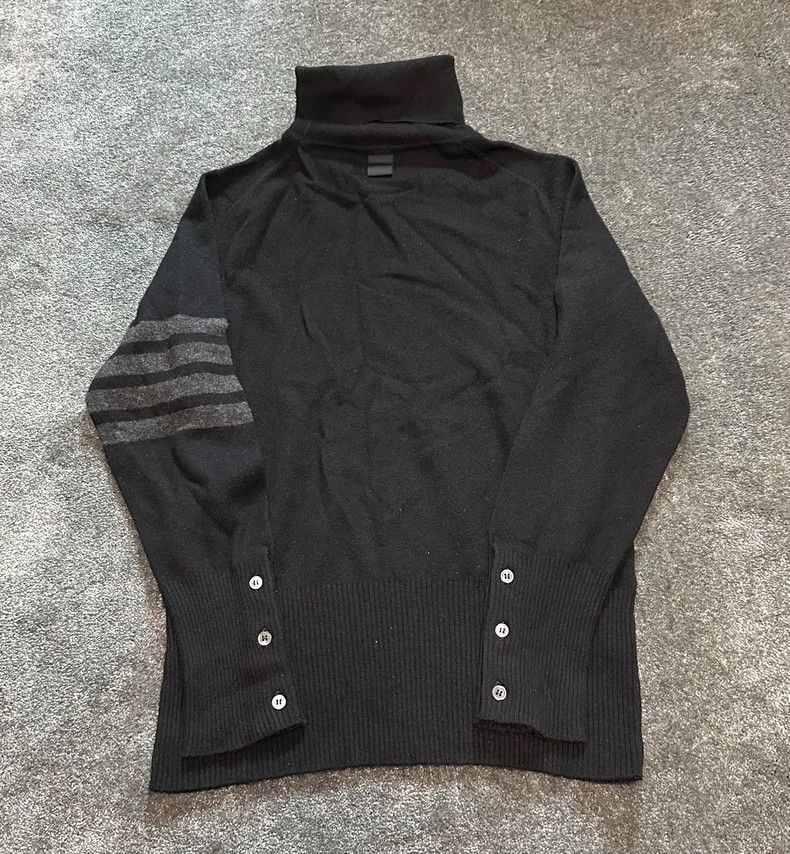 Thom Browne Thom BrowneBlack label black four-bar cashmere turtleneck Size US S / EU 44-46 / 1 - 7 Thumbnail