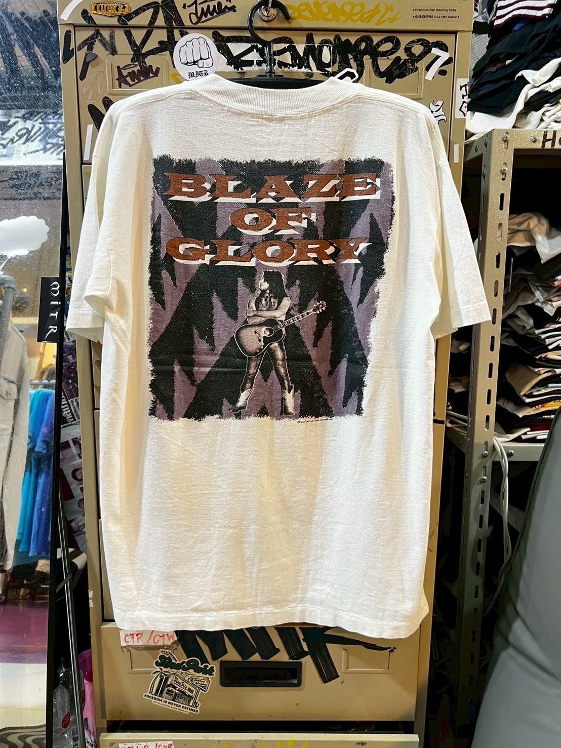Band Tees Bon jovi 1990’s Size US XL / EU 56 / 4 - 8 Thumbnail