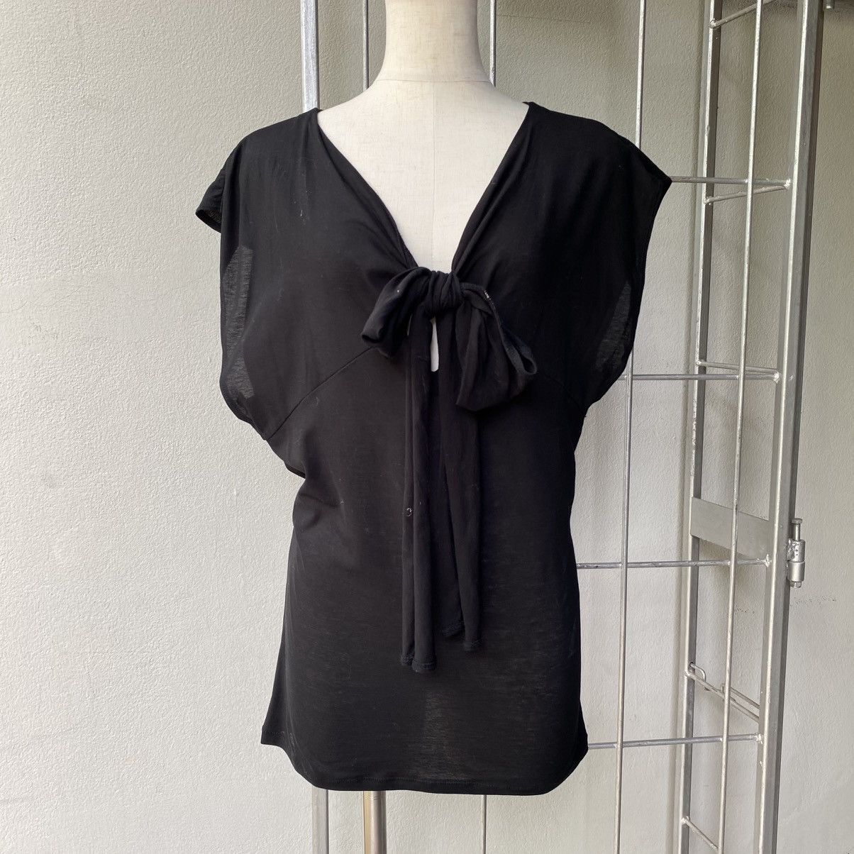 Tsumori Chisato TSUMORI CHISATO Black Butterfly Shoulder V-Neck Top Bow Tie Size XS / US 0-2 / IT 36-38 - 14 Thumbnail