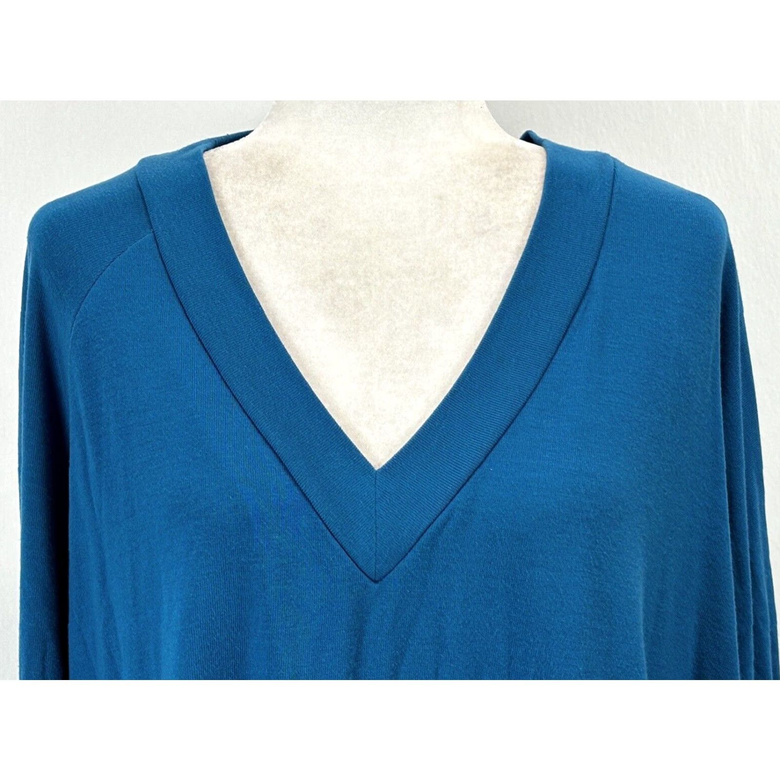 Soft Surroundings Soft Surroundings Madeline Blue Tunic Top 2X Layered Look Vneck Asymmetrical Draped Shoulder Casual Blouse Knit Polyester Blend Public: No Size XXL / US 16-18 / IT 52-54 - 5 Thumbnail