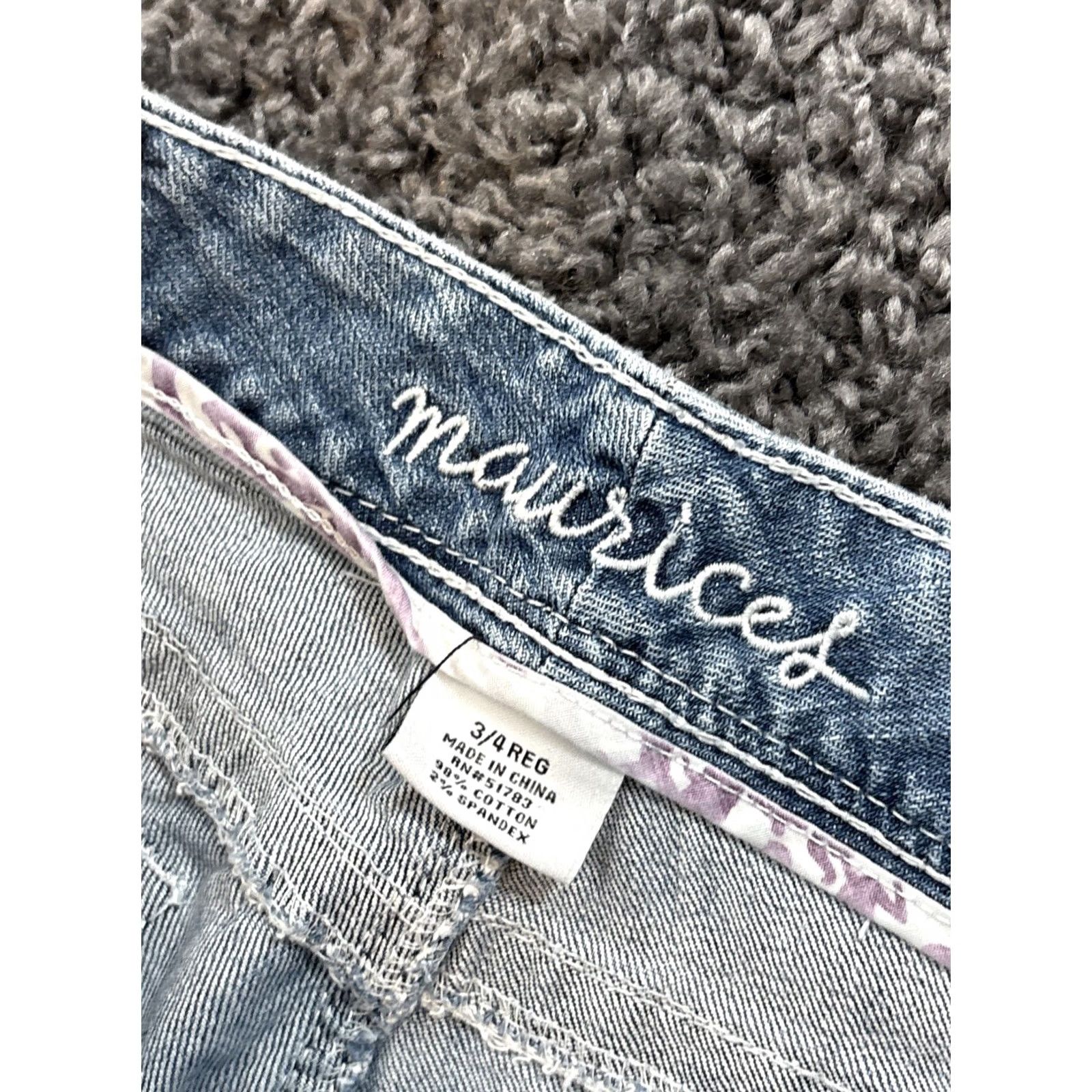 Vintage Maurices Jeans Bootcut 30x30 Womens Light Wash Low Rise Y2K Rhinestone Blue Vintage? Size 30" / US 8 / IT 44 - 6 Thumbnail