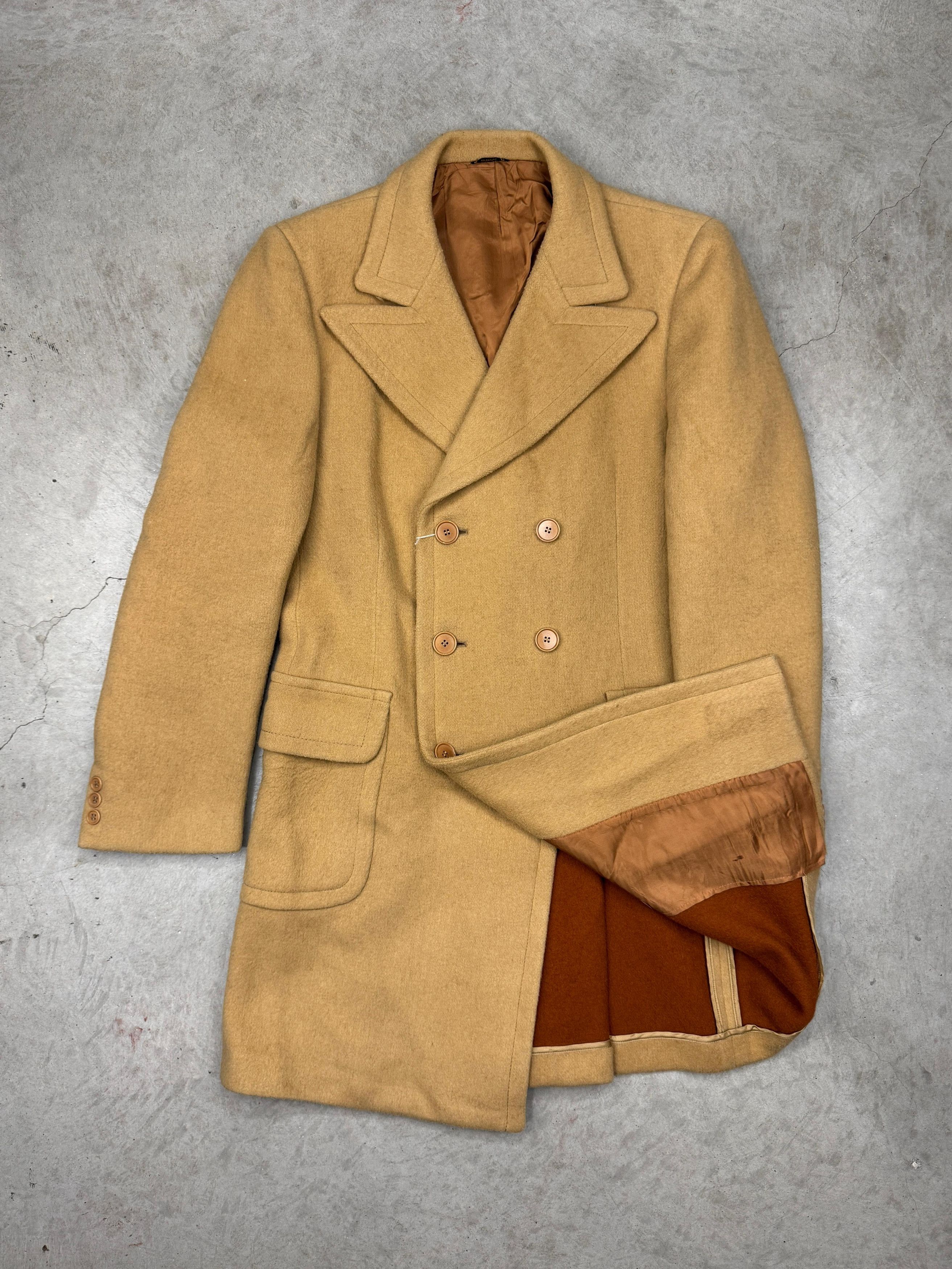 Vintage Vintage Camel Double Breasted Wool Coat – Made in Italy Size US M / EU 48-50 / 2 - 1 Thumbnail
