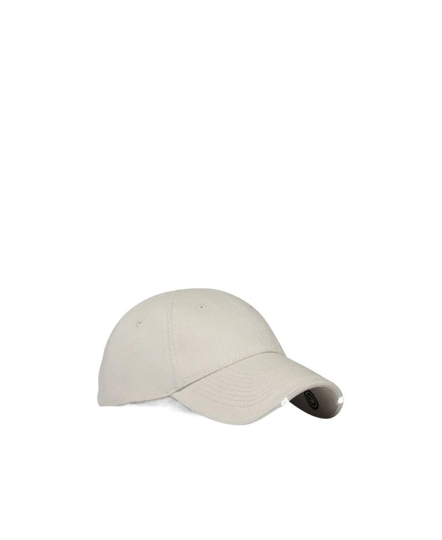 Balenciaga o1tr1nto0825 Size: L / Led Light Hat / Cap in Ivory Size ONE SIZE - 1 Thumbnail