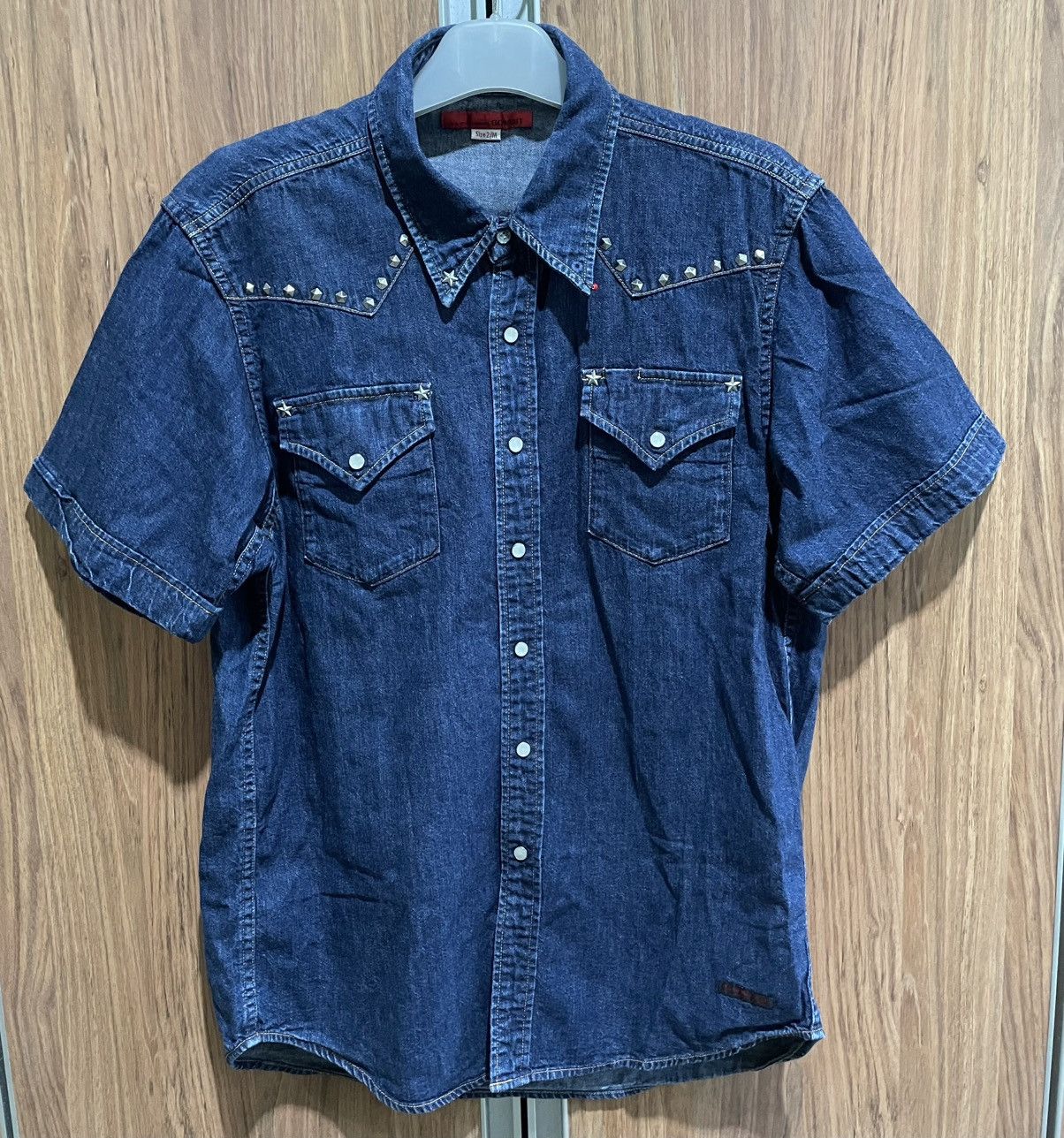 Japanese Brand GOWEST PEARL SNAP BUTTON STUDDED DENIM SHIRT Size US M / EU 48-50 / 2 - 1 Thumbnail