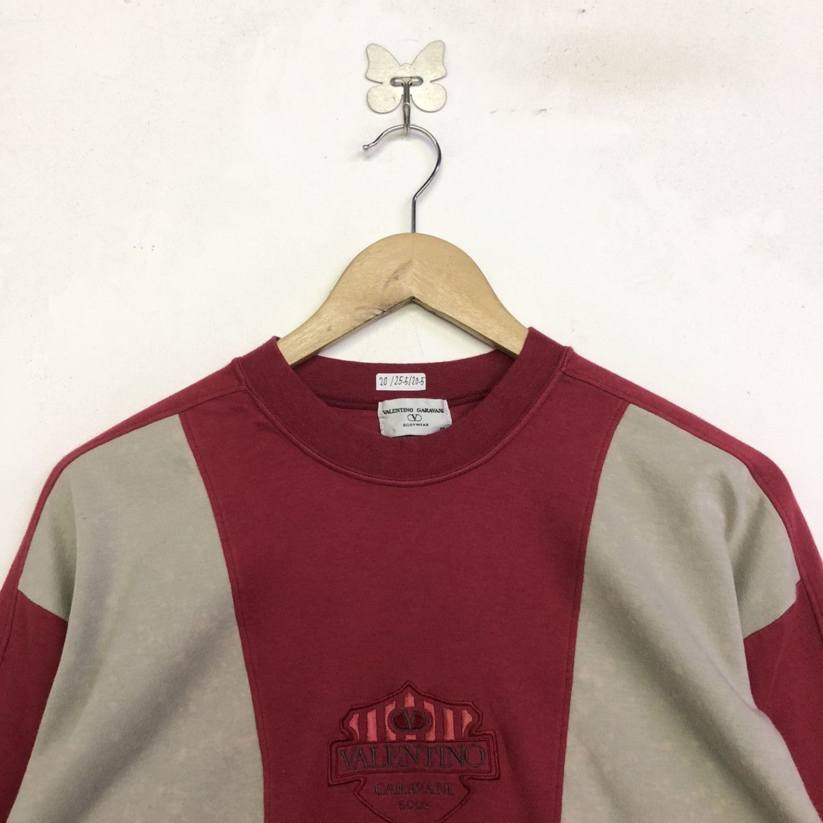 Designer × Valentino × Vintage Vintage Valentino Garavani embriodered logo Sweatshirt Size US M / EU 48-50 / 2 - 2 Thumbnail
