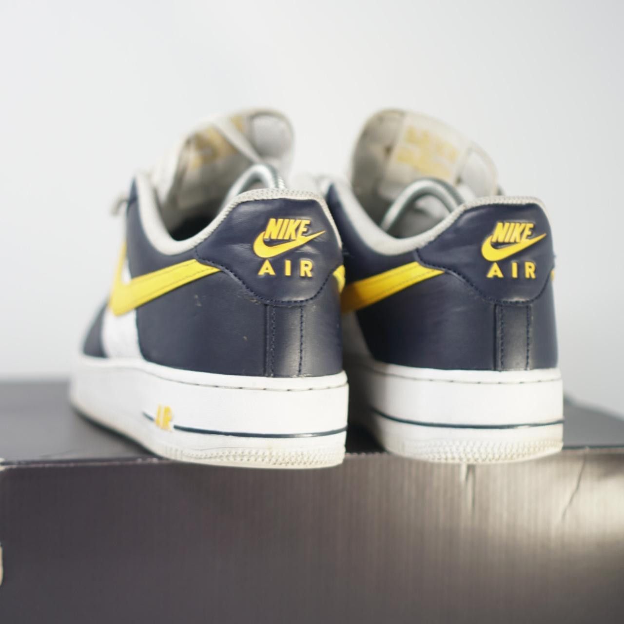 Nike Nike Air Force 1 Low - Dark Obsidian/University Gold-White Size US 9 / EU 42 - 4 Thumbnail