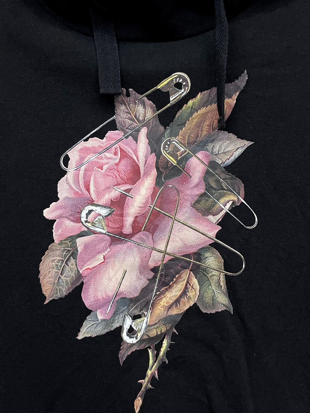 Undercover 🔥UNDERCOVER Art Safety Pin & Rose Black Baggy Hoodie Size XS / US 0-2 / IT 36-38 - 2 Thumbnail