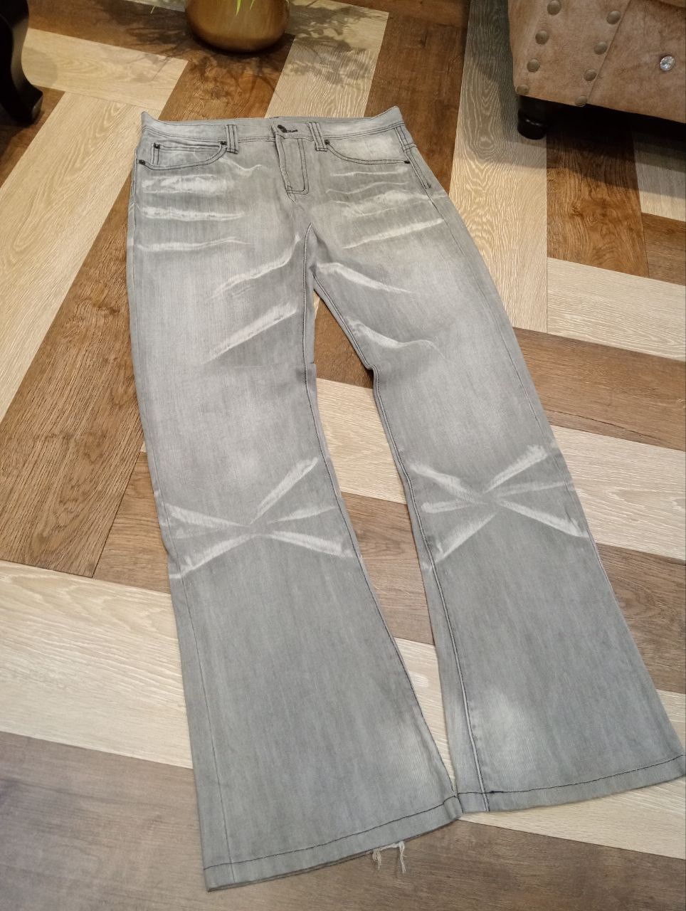 semanticdesign SEMANTIC DESIGN JAPAN GREY WASHED DENIM FLARED PANTS Size US 32 / EU 48 - 3 Thumbnail