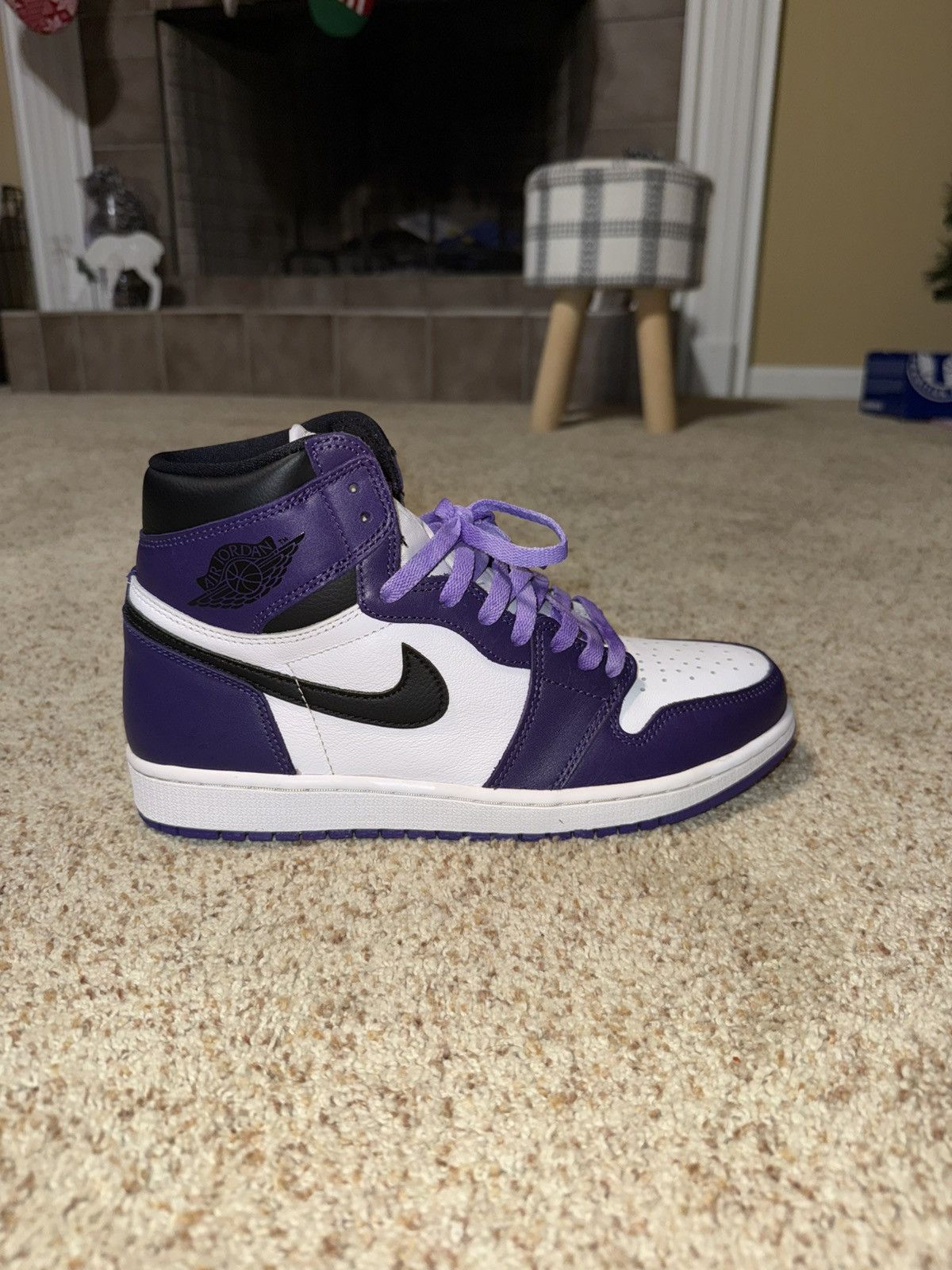 Jordan Brand Nike Air Jordan Retro High OG Court Purple/Black-White Size US 9.5 / EU 42-43 - 3 Thumbnail
