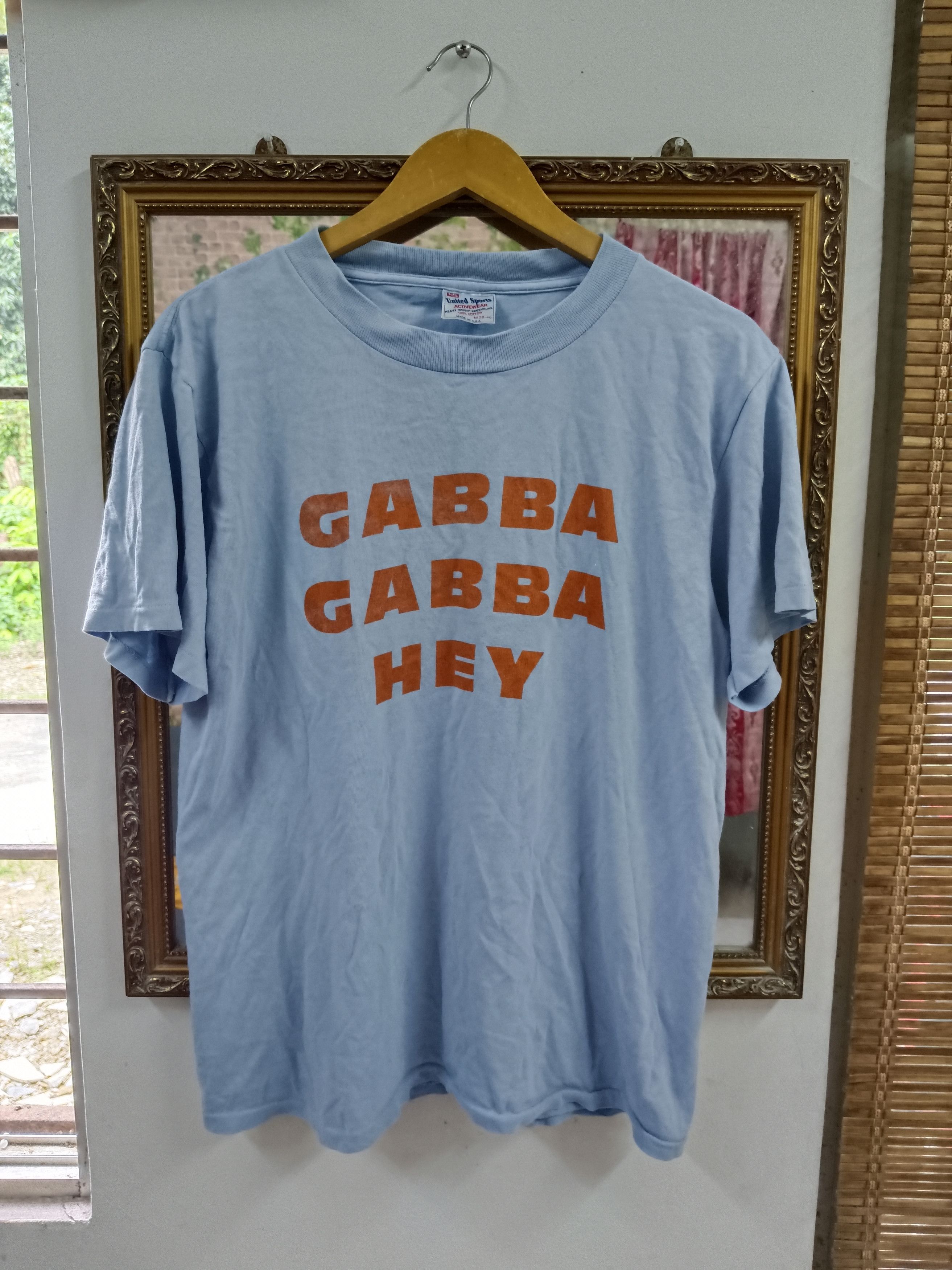 Band Tees × Vintage VINTAGE 90s DISTRESSED T SHIRT RAMONES GABBA GABBA HEY Size US M / EU 48-50 / 2 - 2 Thumbnail