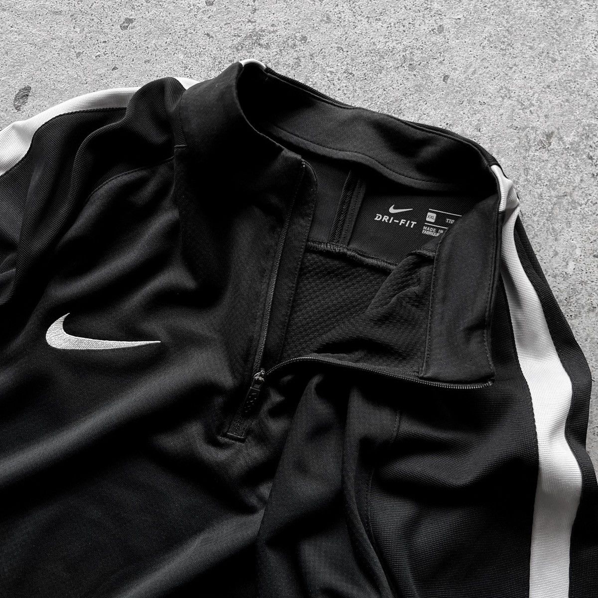 Nike Nike Dry Squad Drill Black Sport Jersey Shirt Long Sleeve Size US XXL / EU 58 / 5 - 4 Thumbnail