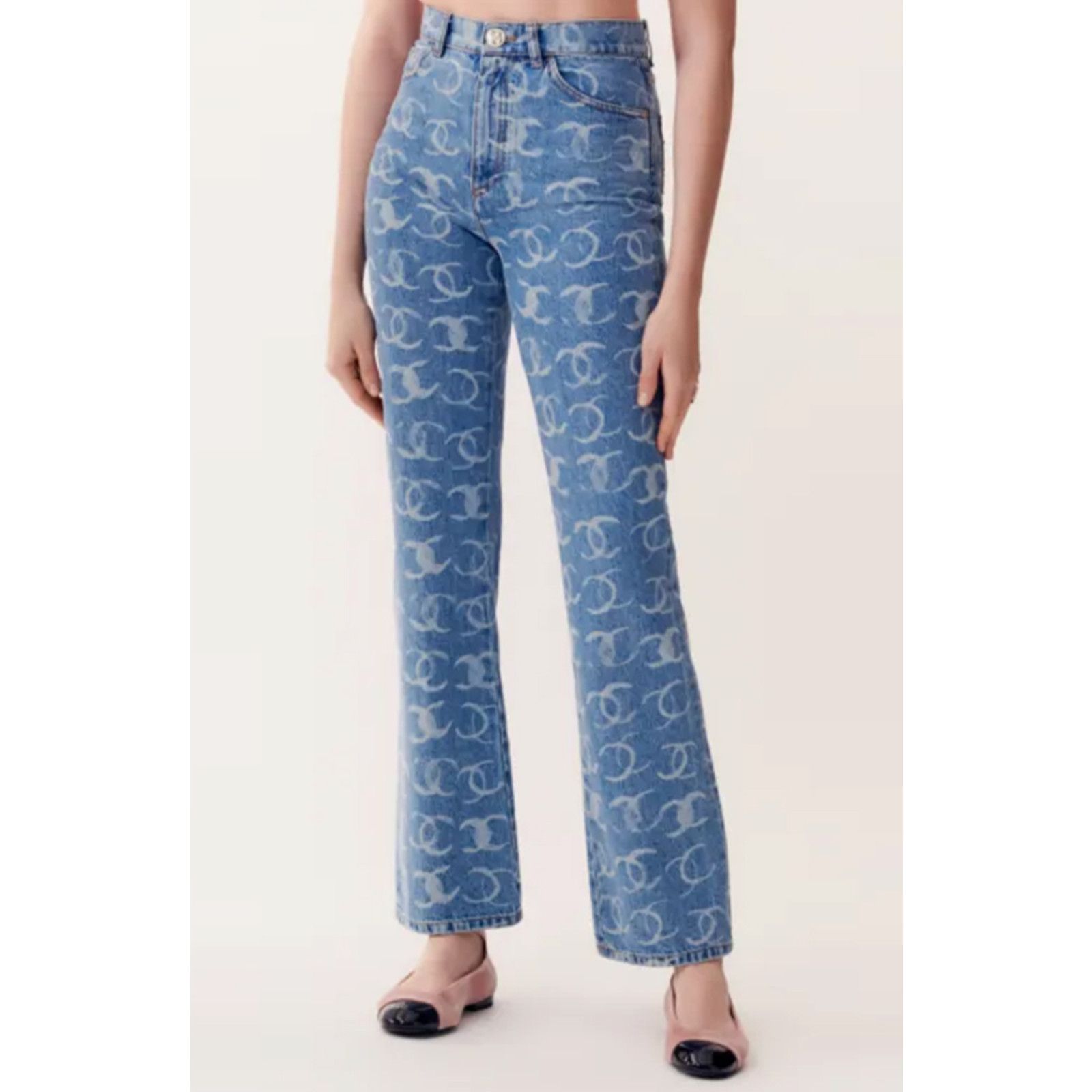 Chanel Chanel Denim White CC Printed Logo Sequin Regular Jeans 38 Size 26" / US 2 / IT 38 - 1 Thumbnail