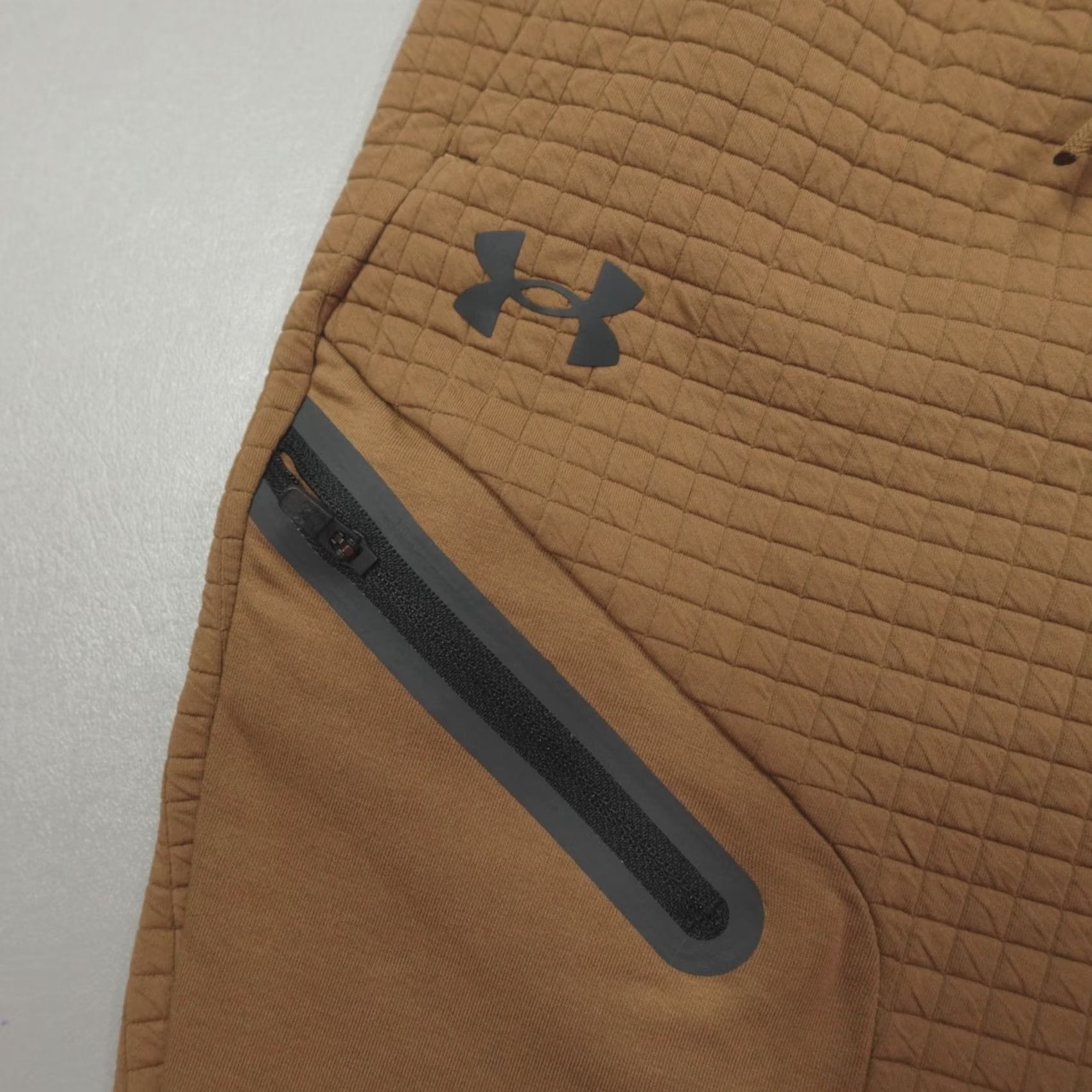 Under Armour Under Armour Unstoppable Fleece Grid Joggers Men’s XL Brown Regular Size US 36 / EU 52 - 2 Thumbnail