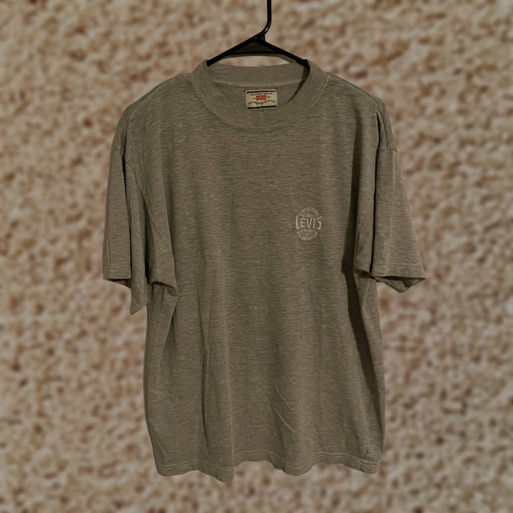 Levi's VINTAGE Levi's Shirt Adult Large Heather Gray S/S Size US L / EU 52-54 / 3 - 1 Thumbnail