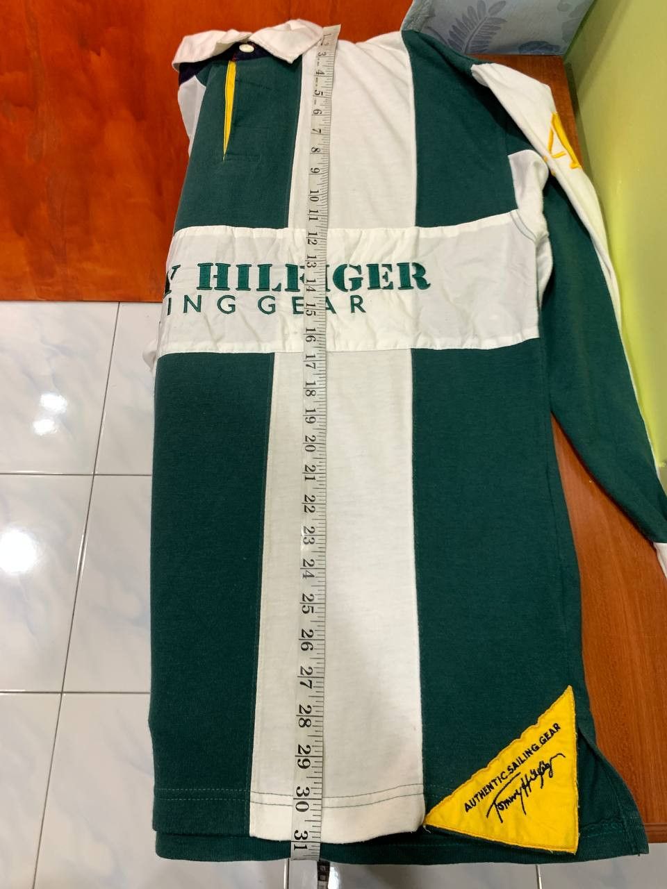 Tommy Hilfiger 1990s TOMMY HILFIGER SAILING GEAR TSHIRT Size US L / EU 52-54 / 3 - 10 Thumbnail