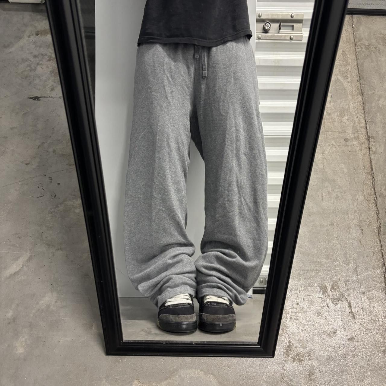 Vintage Crazy Vintage Y2K/2000s Baggy Light Grey Essential Sweatpants! Fits L. Size US 34 / EU 50 - 1 Thumbnail