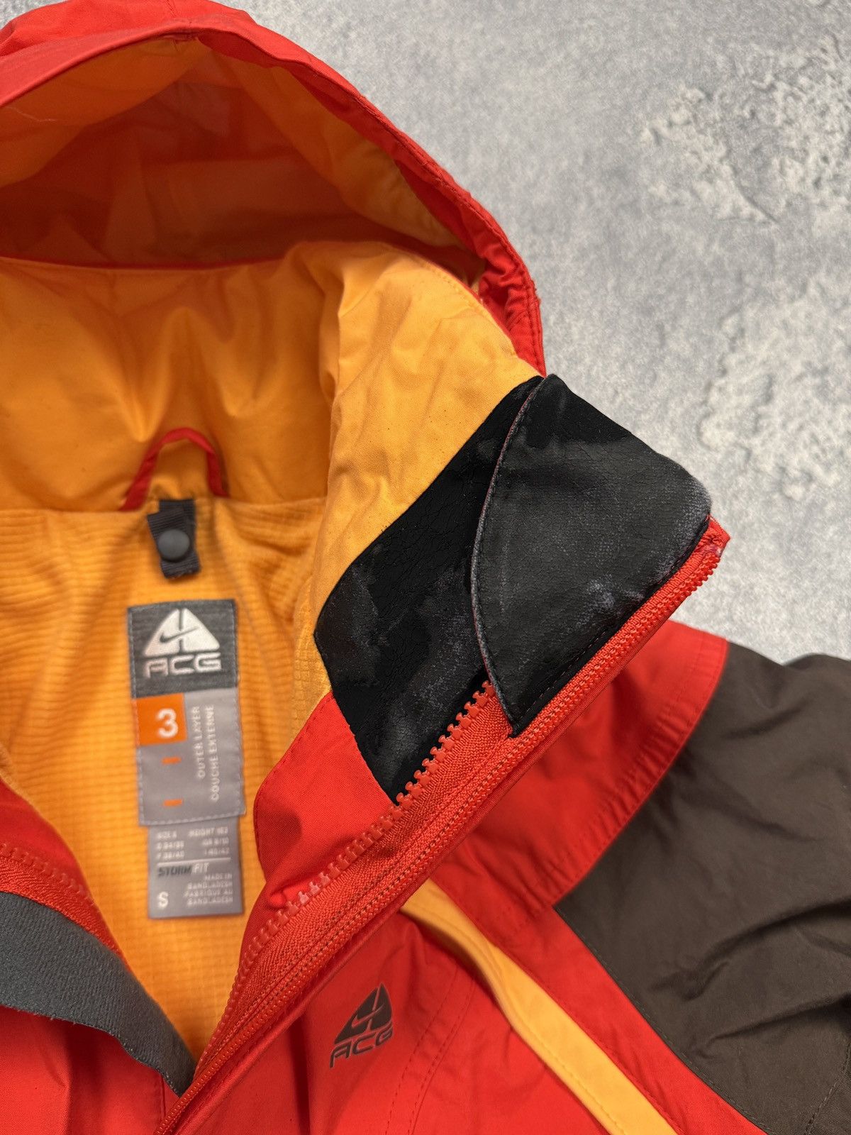 Nike Nike ACG Jacket Red Windbreaker Rain Coat 3 Outer Layer Fit Size S / US 4 / IT 40 - 14 Thumbnail